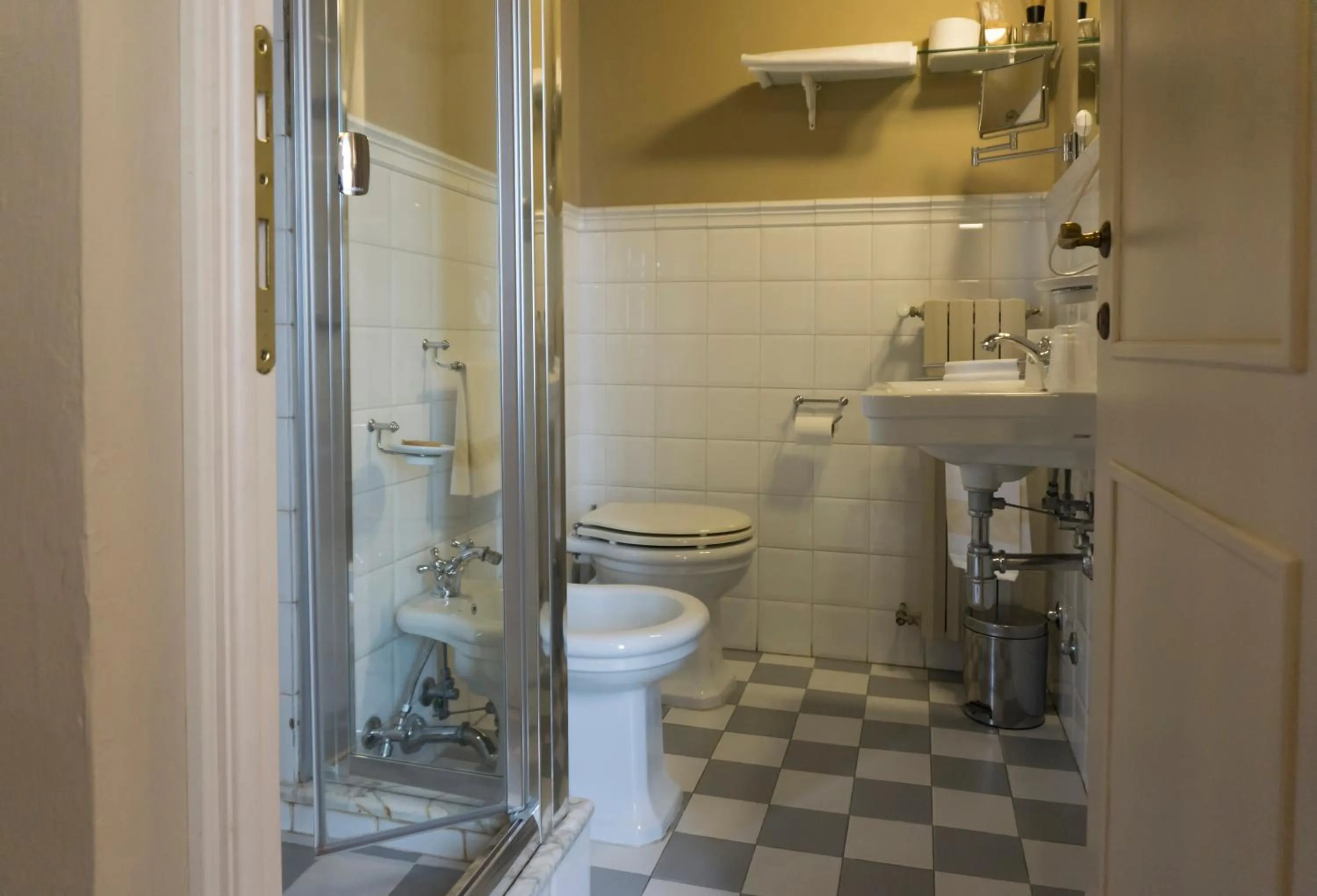 Shower in Locanda di Pietracupa