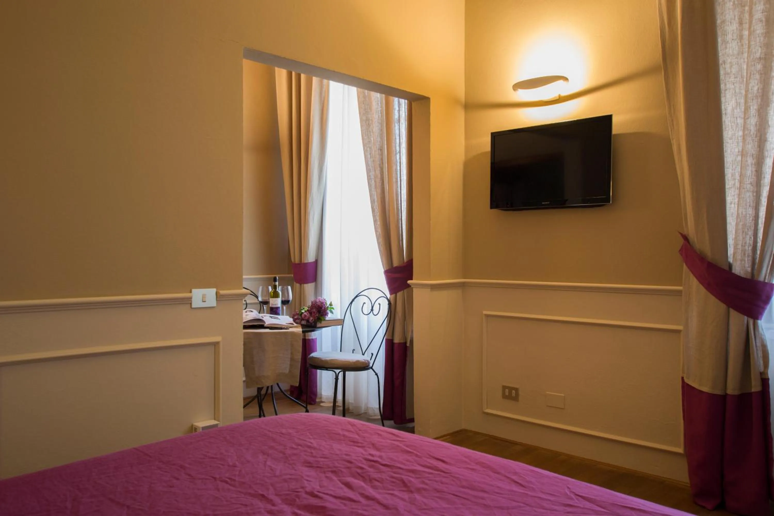 Coffee/tea facilities, Bed in Locanda di Pietracupa