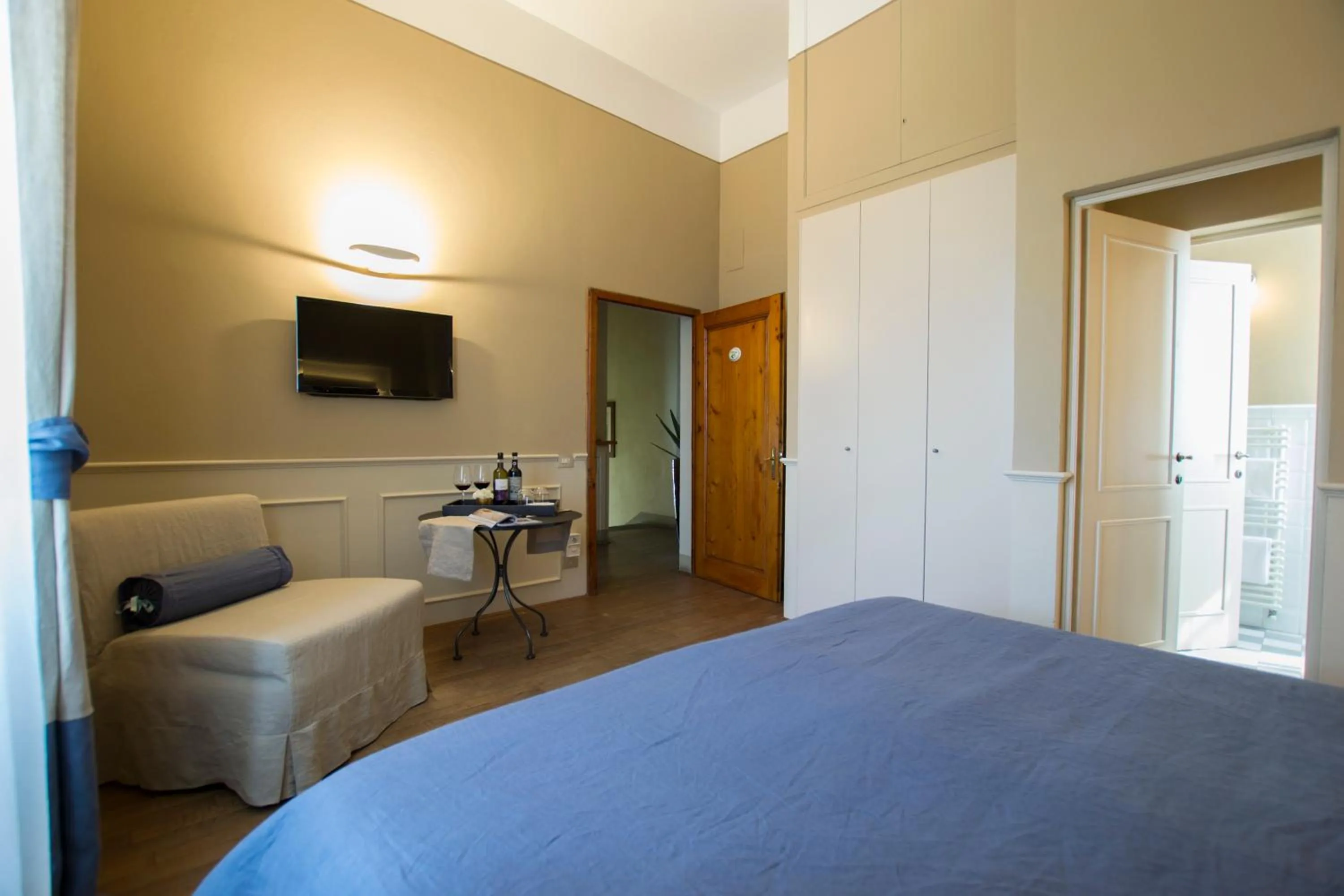 Bathroom, Bed in Locanda di Pietracupa