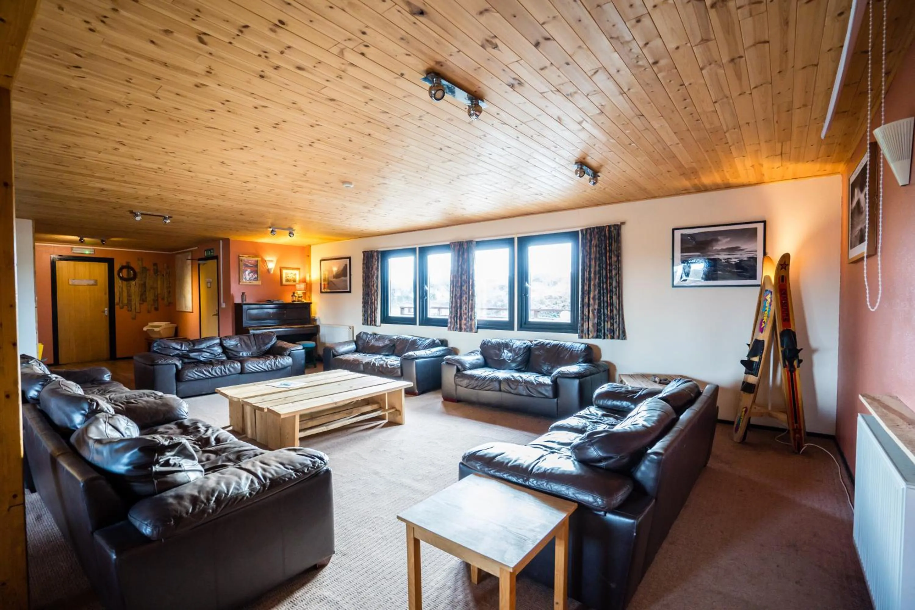 Communal lounge/ TV room in Anglesey Outdoors