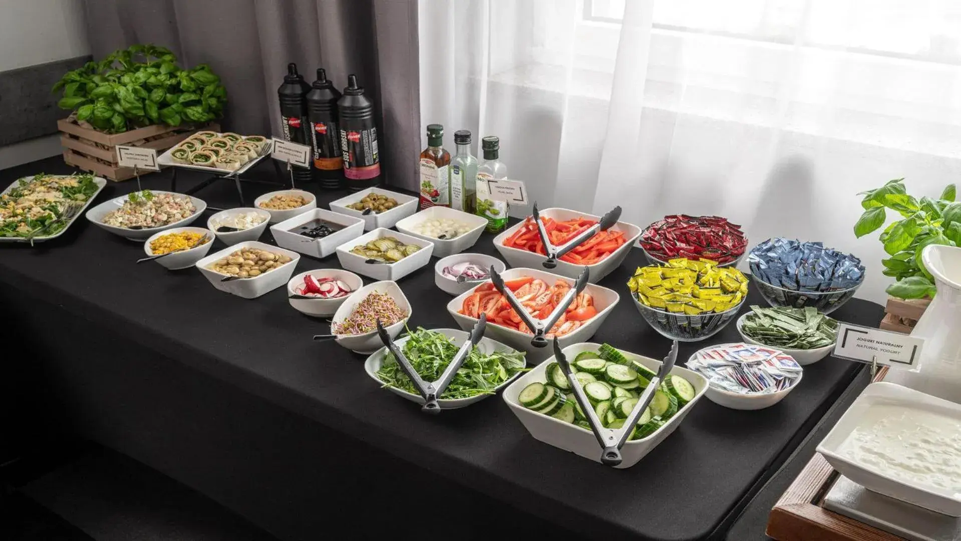 Restaurant/places to eat in B&B HOTEL Bytom Restaurant/places to eat in B&B HOTEL Bytom