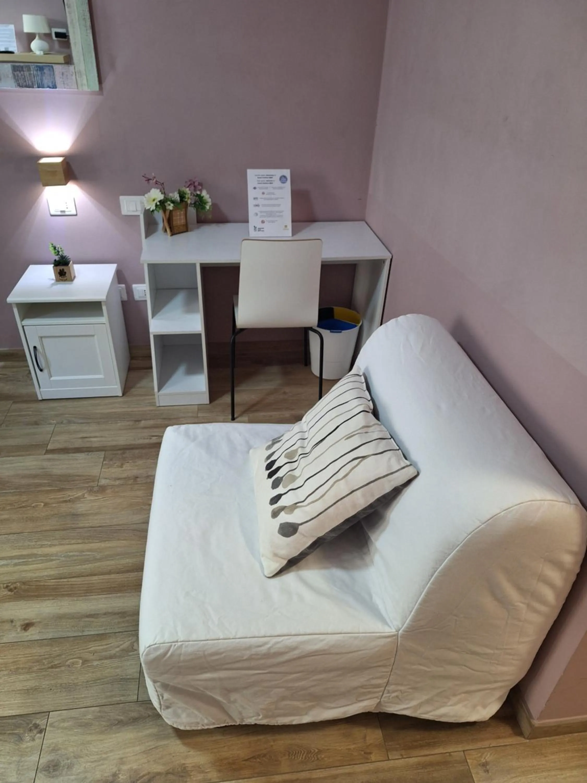 Decorative detail, Bed in Sweet Harbour PORTO - Affittacamere