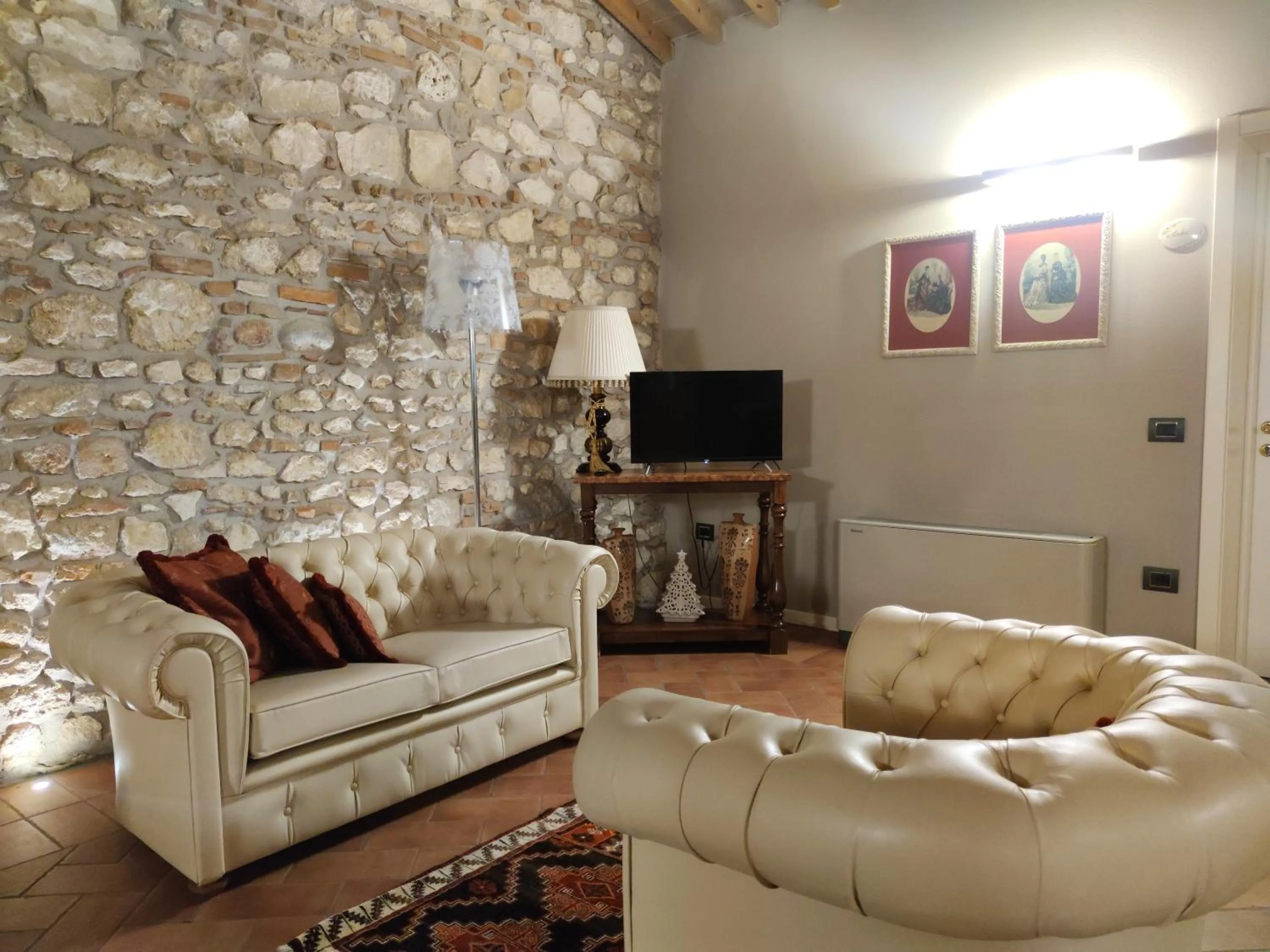 Communal lounge/ TV room in Tenuta Albertini