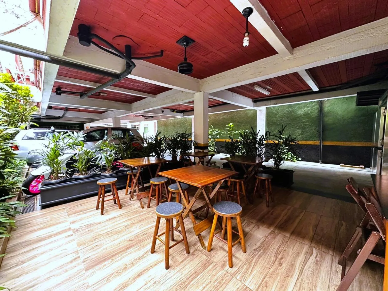 Patio in Memorial Hotel
