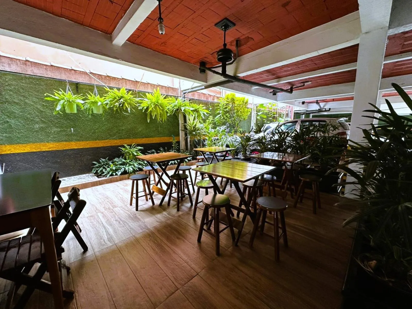 Patio in Memorial Hotel