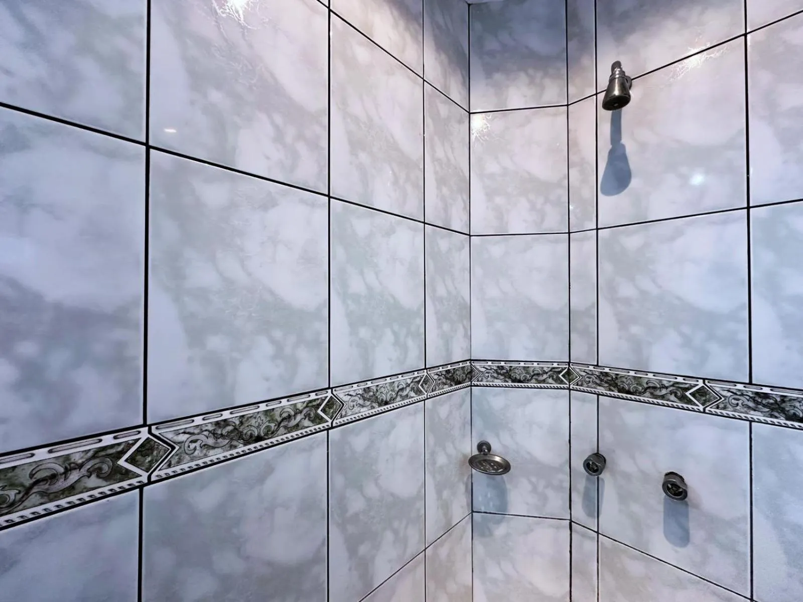 Bedroom in Memorial Hotel