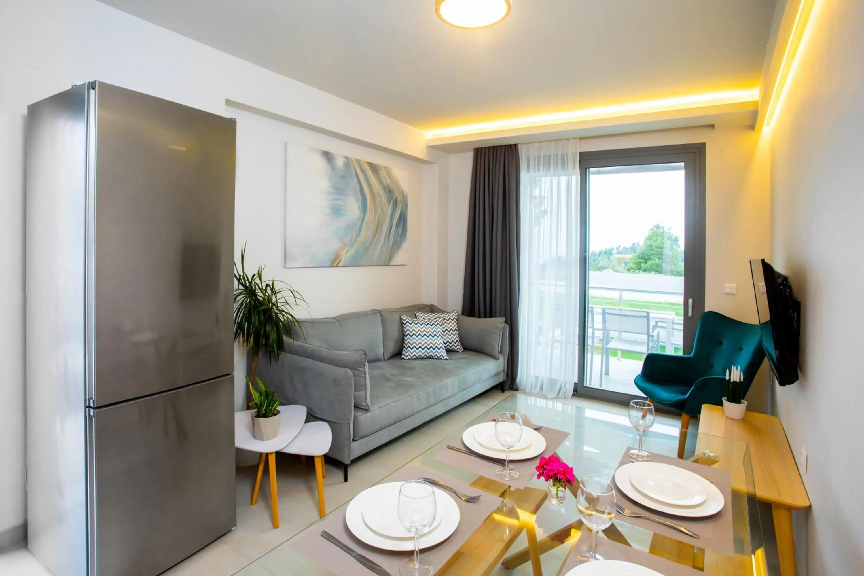 Alikon Adult-Only