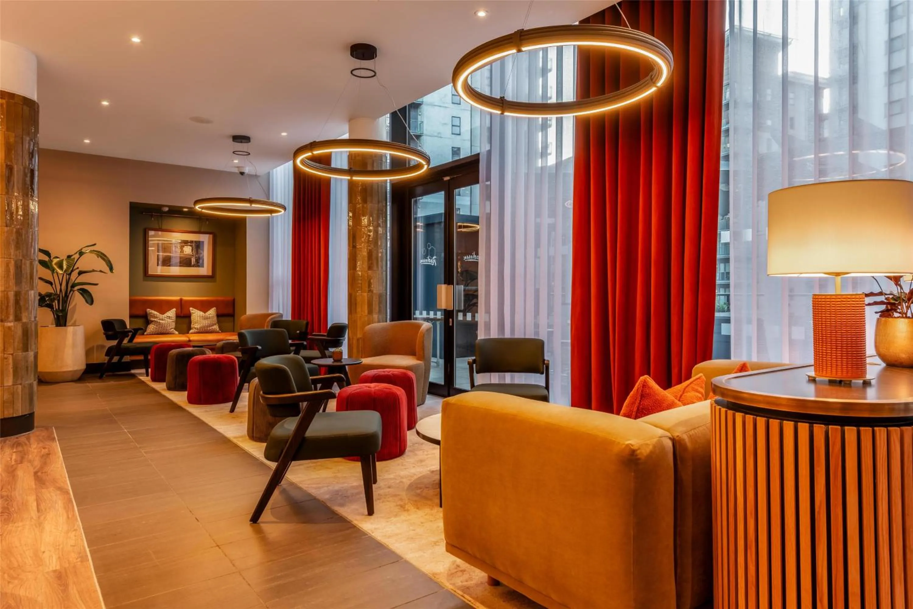 Lounge or bar in Radisson Hotel Manchester City Centre, A Verified Net Zero Hotel