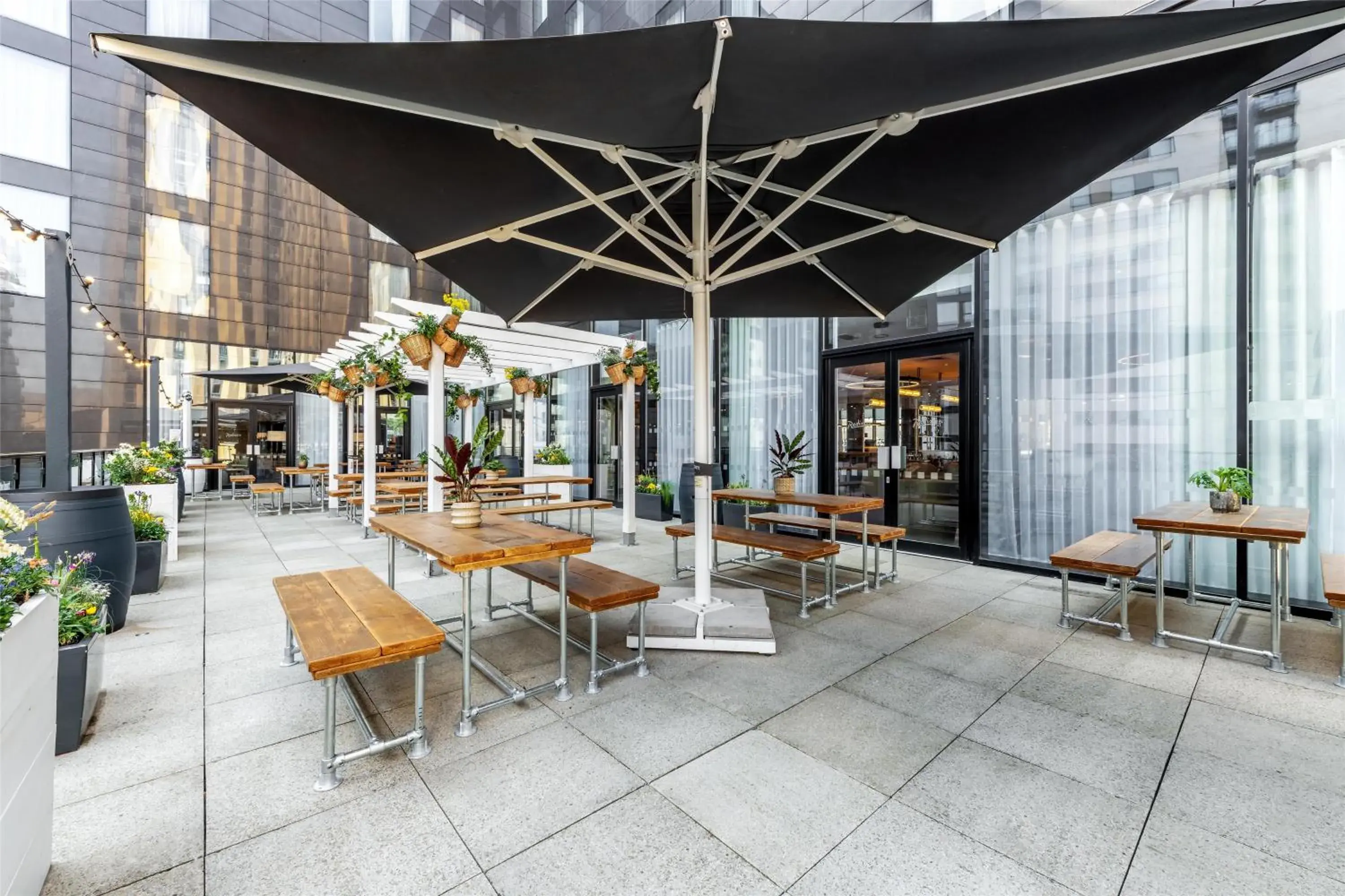 Property building in Radisson Hotel Manchester City Centre, A Verified Net Zero Hotel Property building in Radisson Hotel Manchester City Centre, A Verified Net Zero Hotel