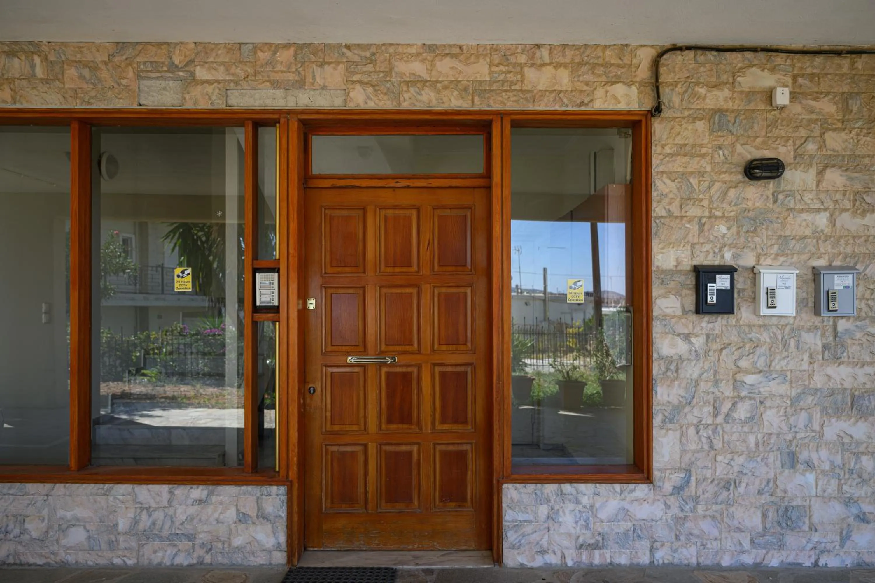 Facade/entrance in Alexander Apartments Airport