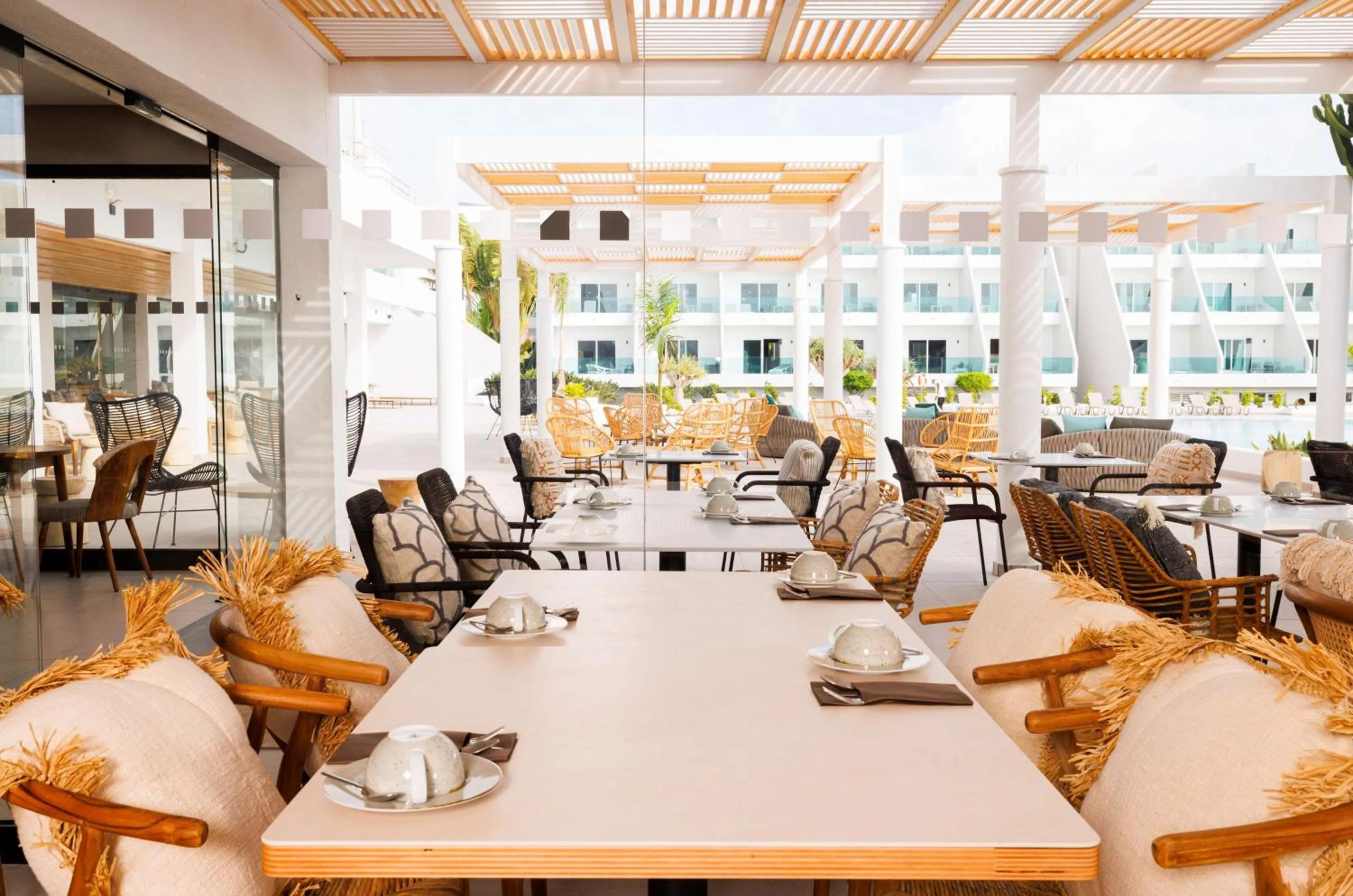 Restaurant/places to eat in Radisson Blu Resort, Lanzarote Adults Only