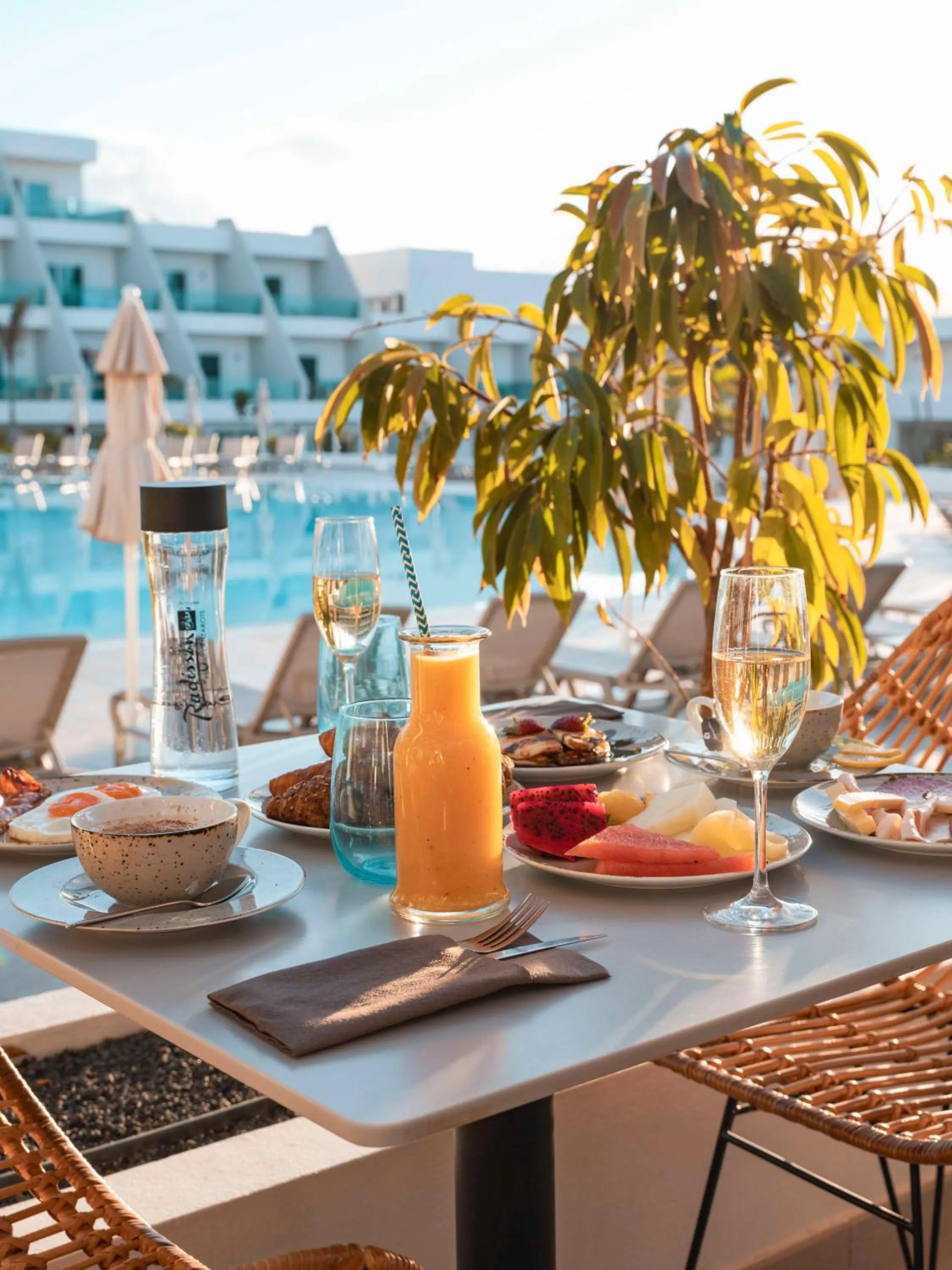 Food and drinks in Radisson Blu Resort, Lanzarote Adults Only