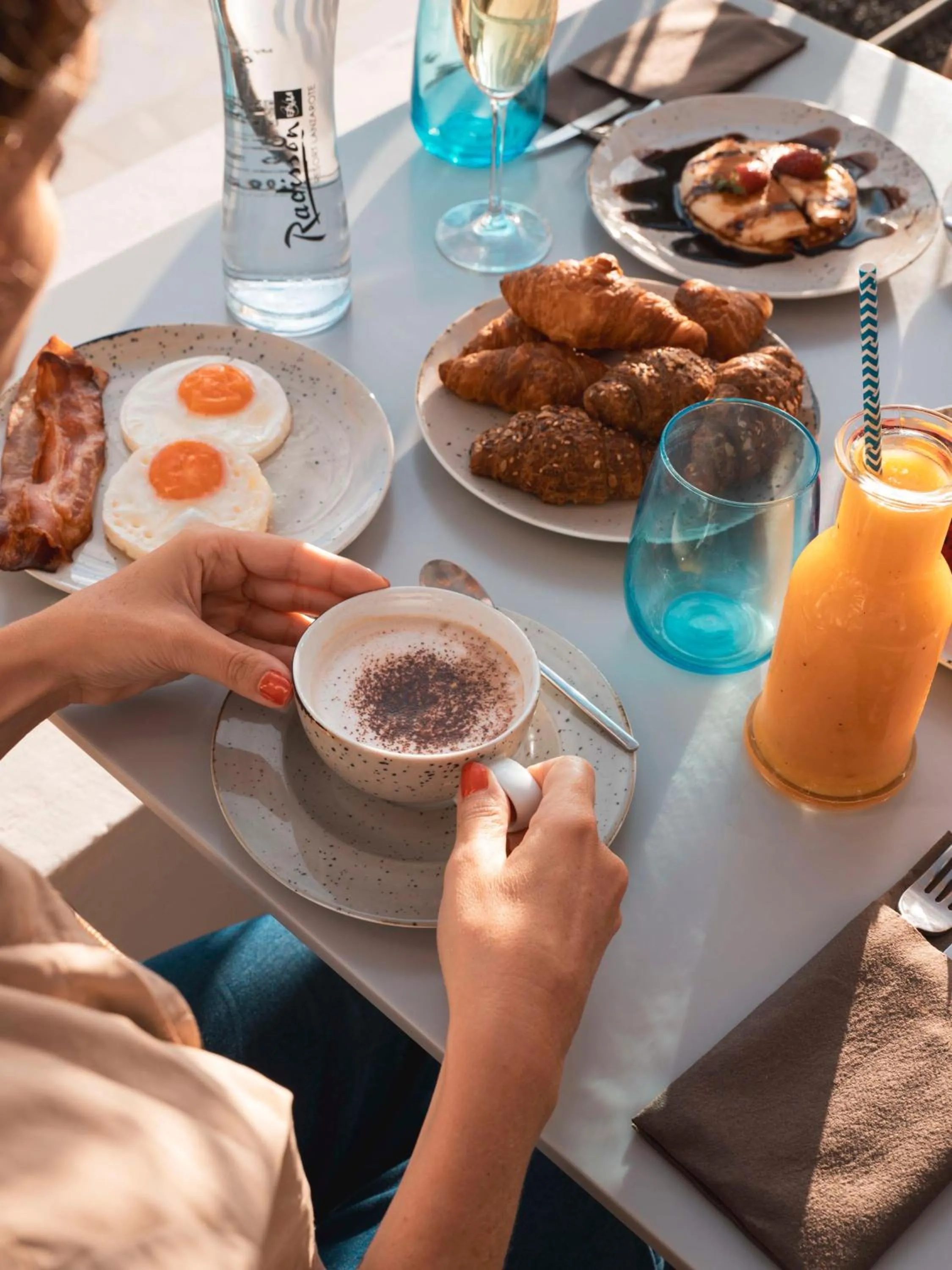 Food and drinks in Radisson Blu Resort, Lanzarote Adults Only