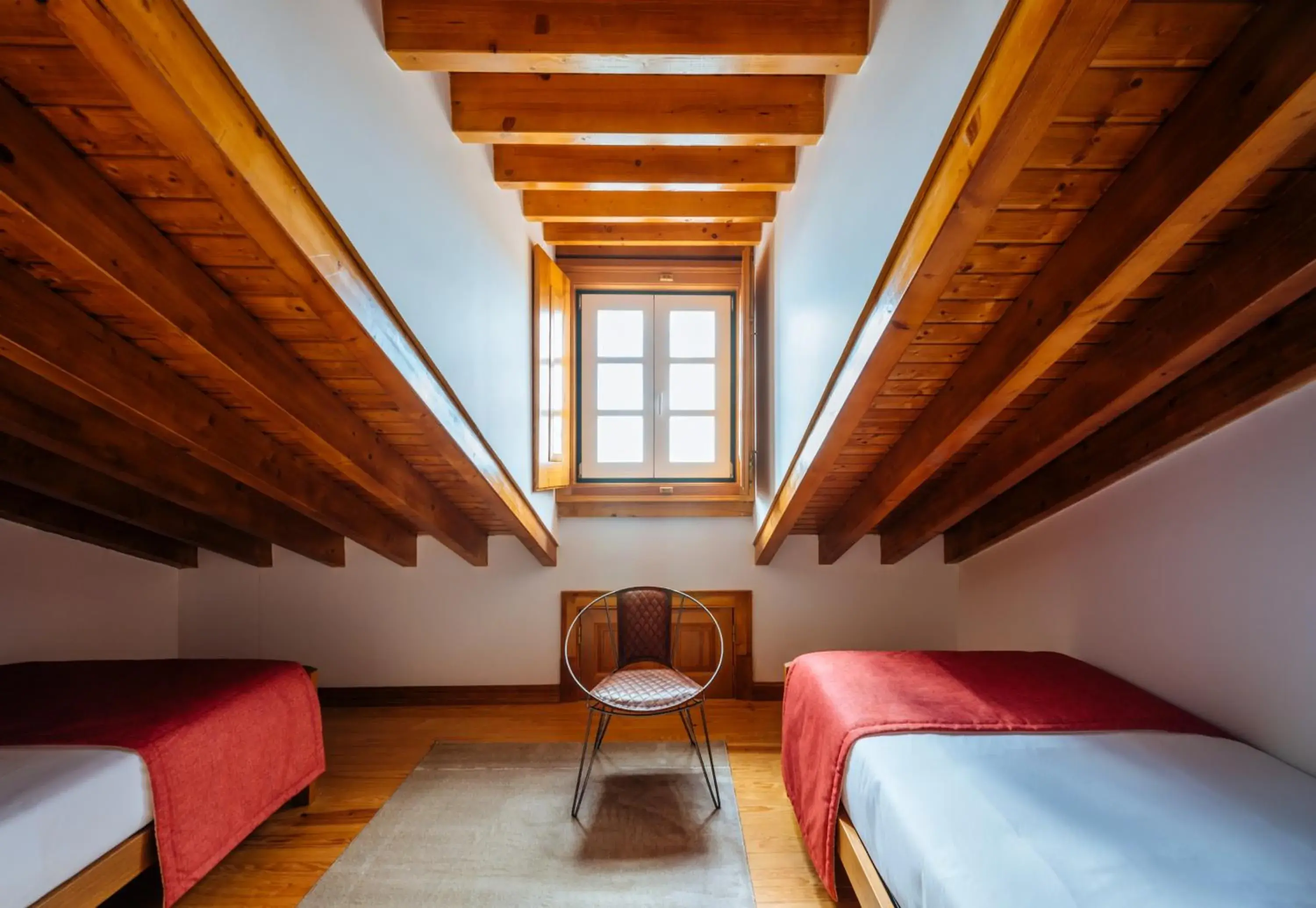 Quadruple Room with External Shared Bathroom in Varandas de Lisboa - Tejo River Apartments & Rooms Quadruple Room with External Shared Bathroom in Varandas de Lisboa - Tejo River Apartments & Rooms