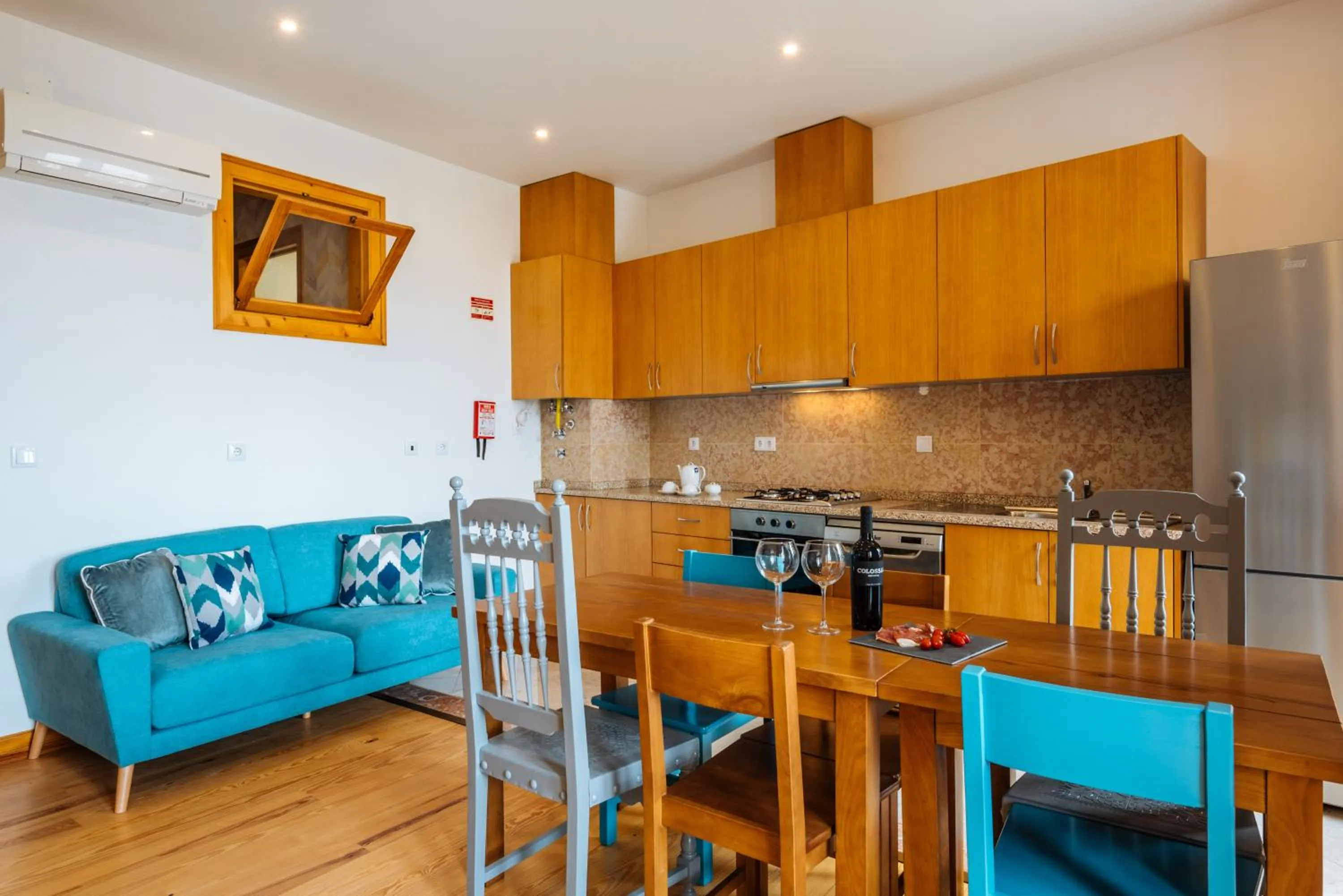 Kitchen or kitchenette in Varandas de Lisboa - Tejo River Apartments & Rooms