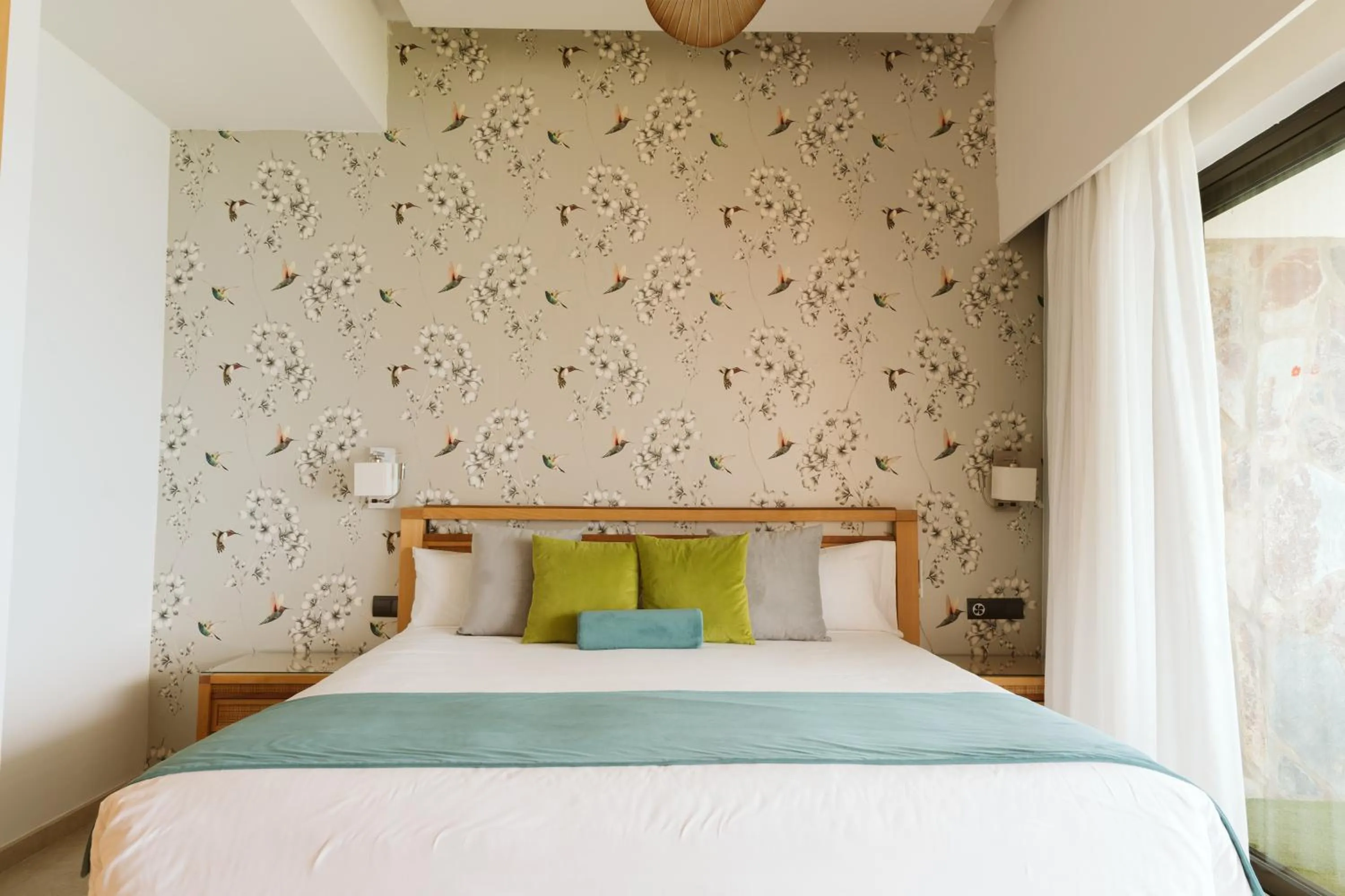 Bedroom, Bed in Serenity Amadores