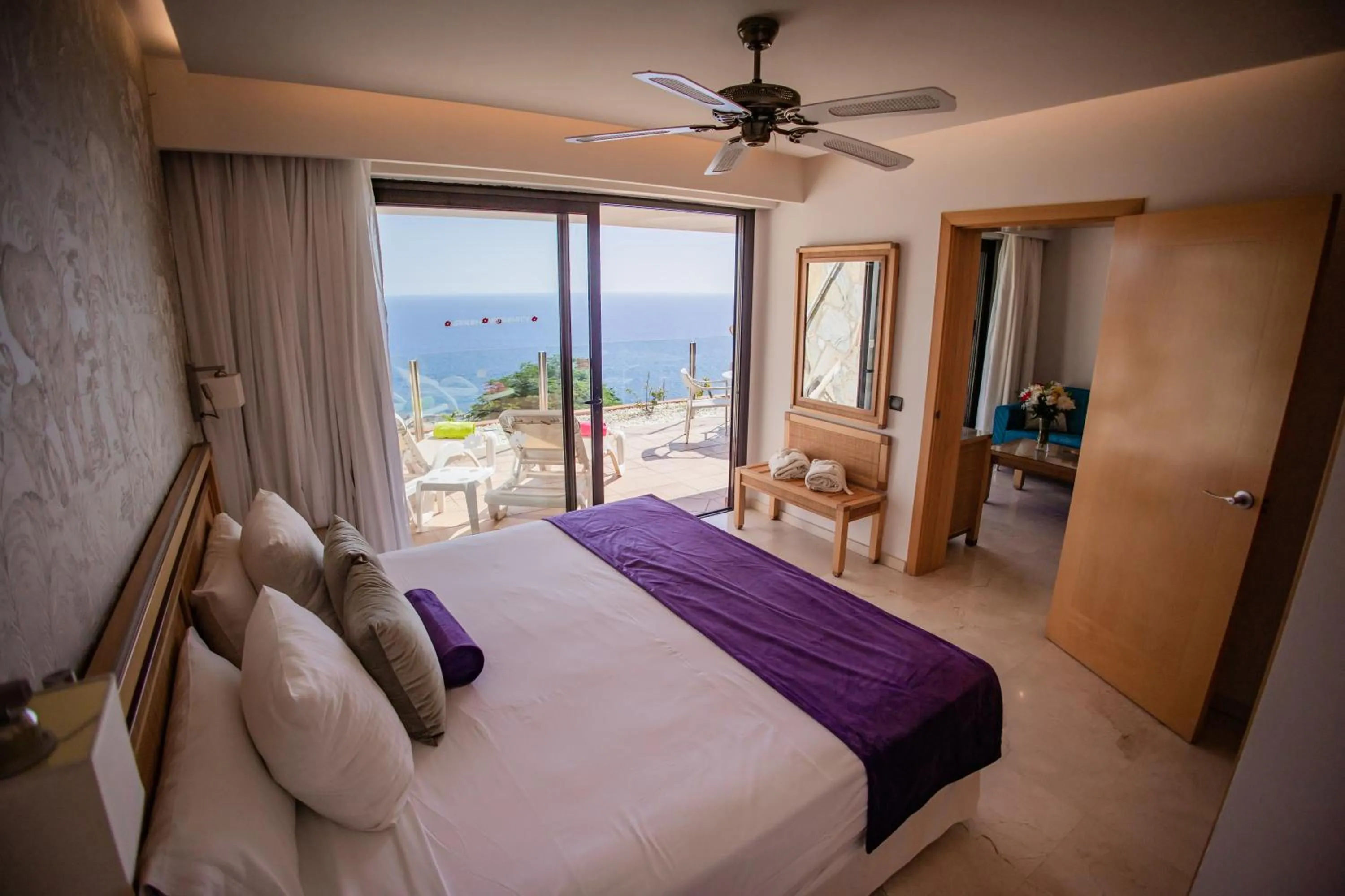 Natural landscape, Bed in Serenity Amadores