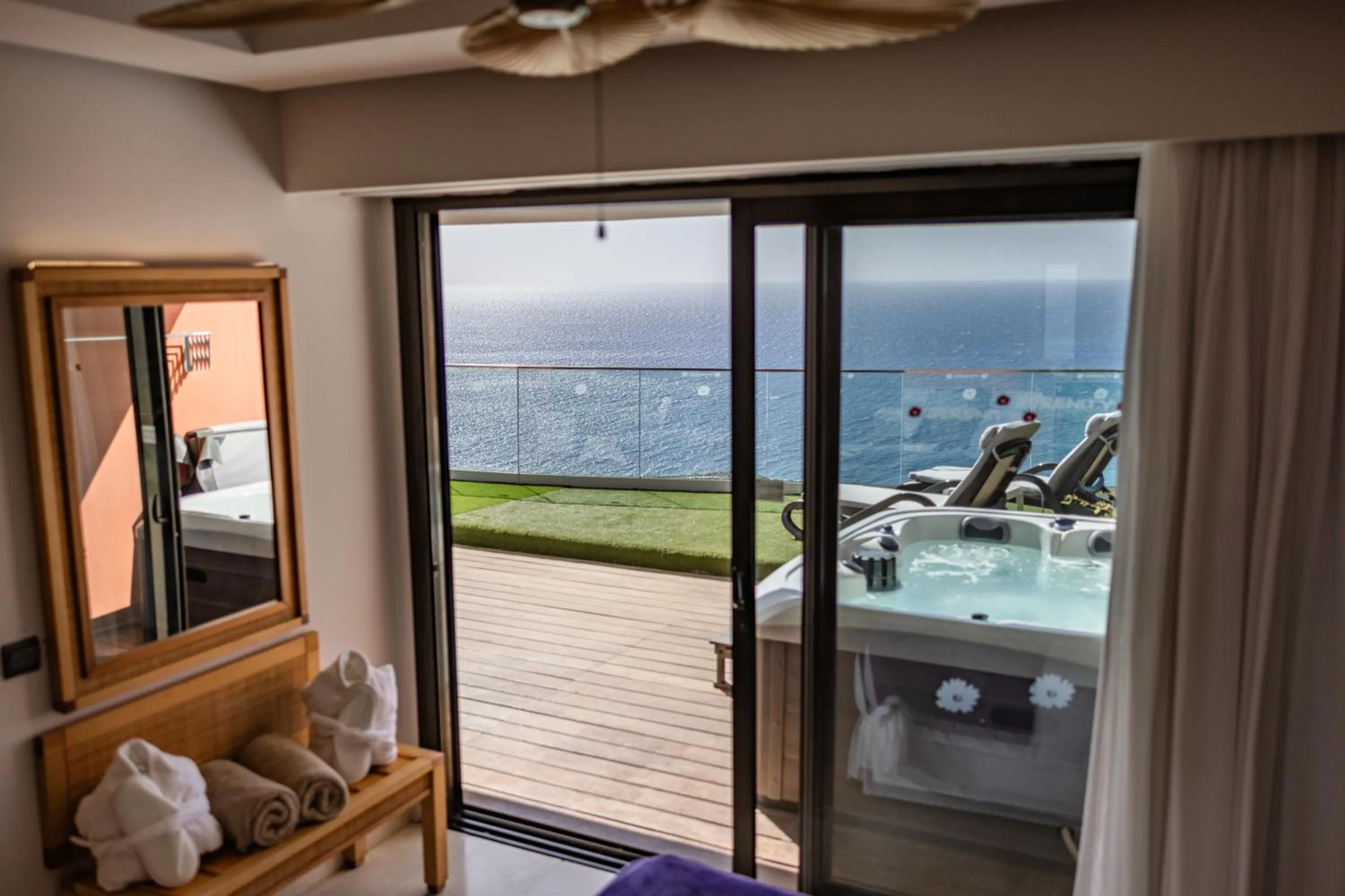 Natural landscape in Serenity Amadores