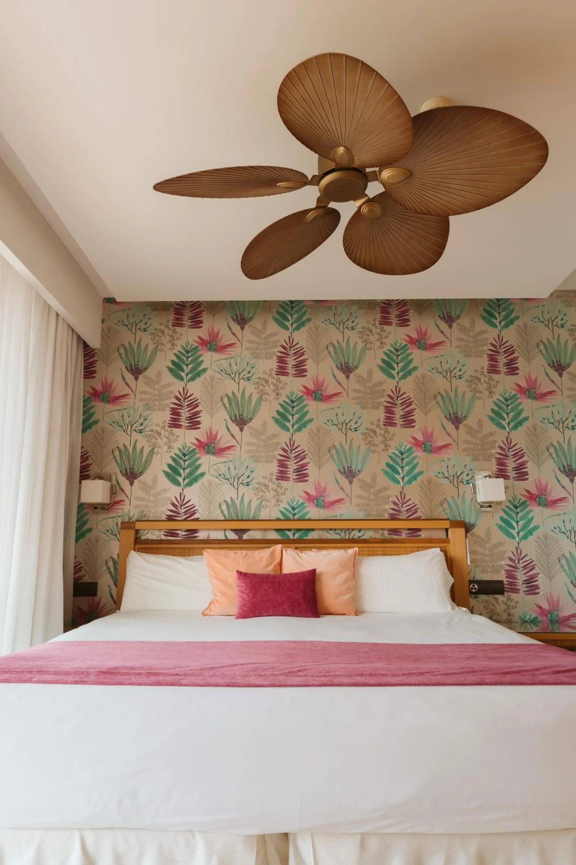 Bedroom, Bed in Serenity Amadores