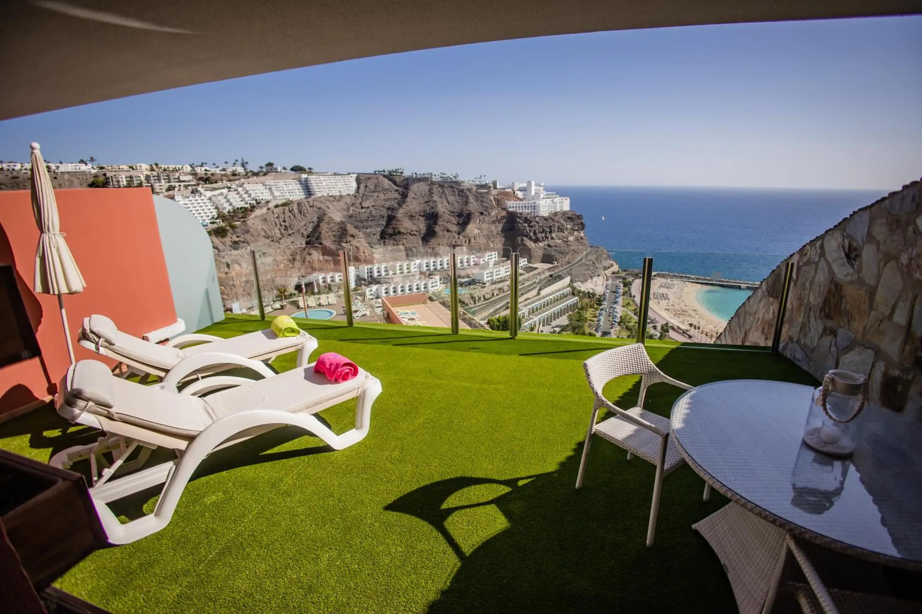 Top Floor Premium Apartment in Serenity Amadores Top Floor Premium Apartment in Serenity Amadores