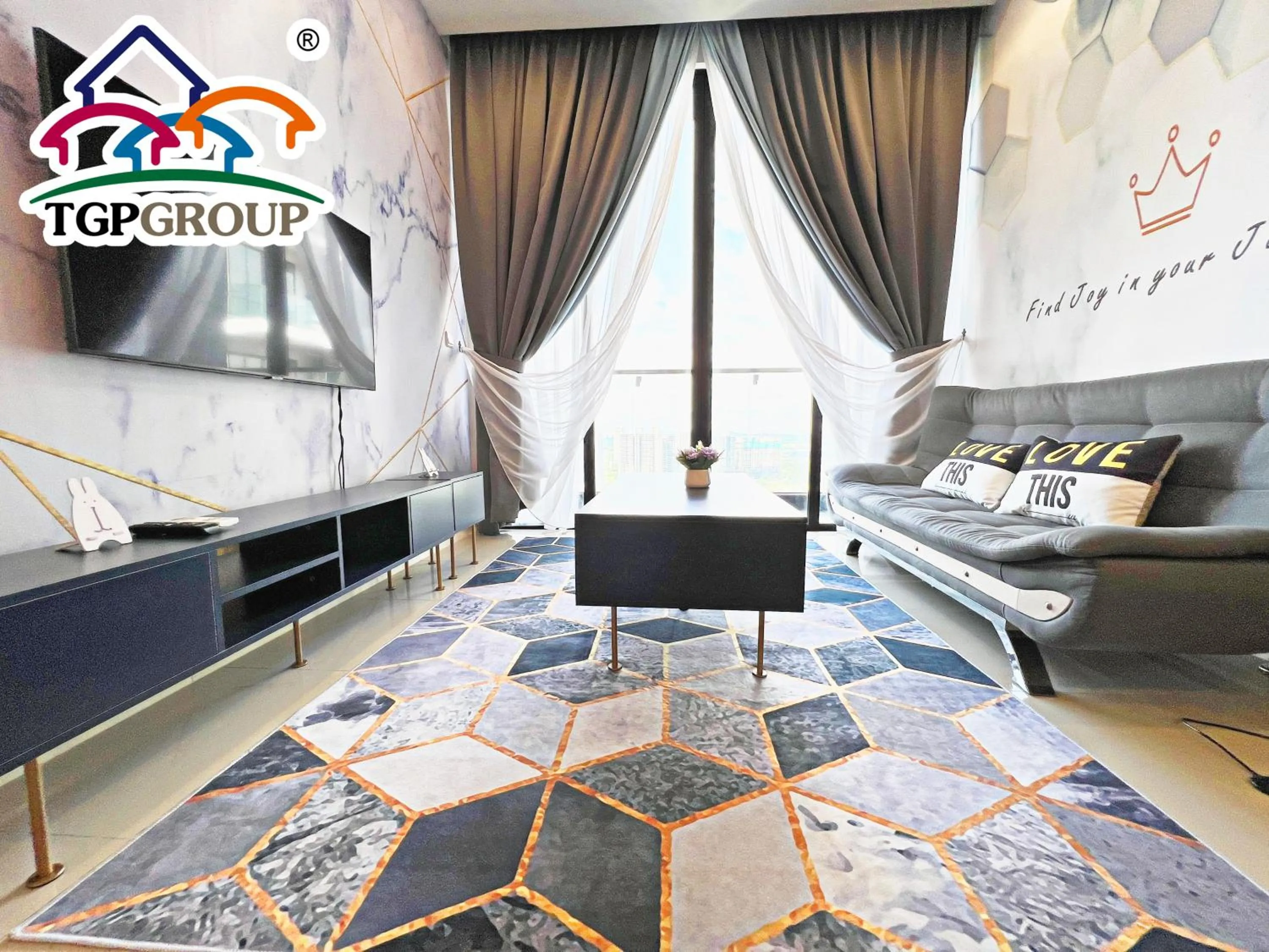 TV and multimedia in Legoland D'PRISTINE Apartment By TGP