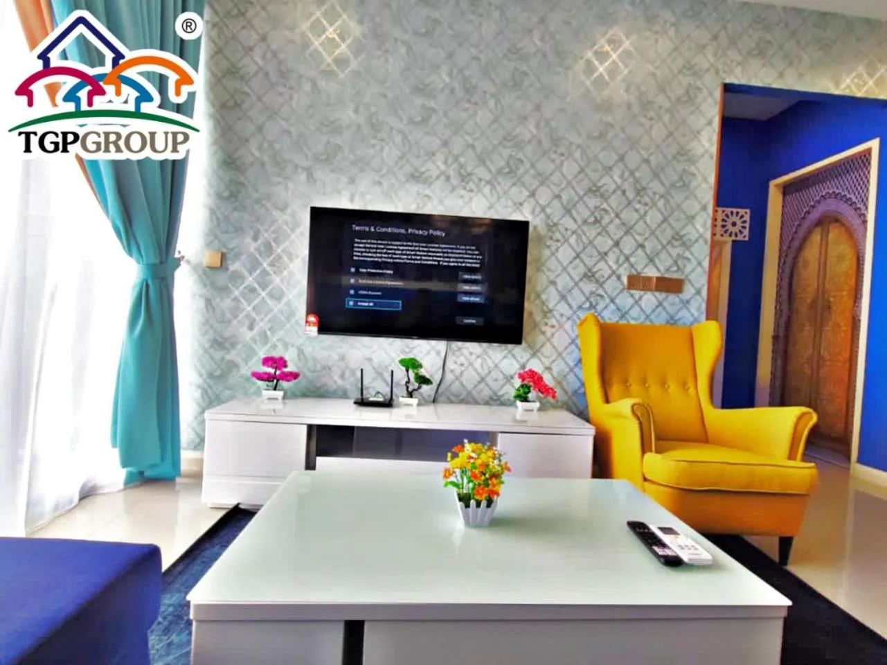 Living room in Legoland D'PRISTINE Apartment By TGP