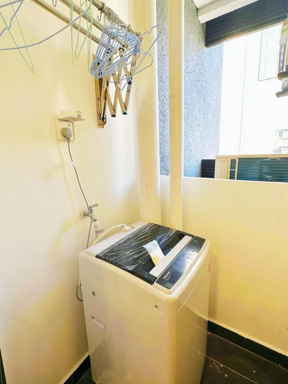 washing machine in Legoland D'PRISTINE Apartment By TGP