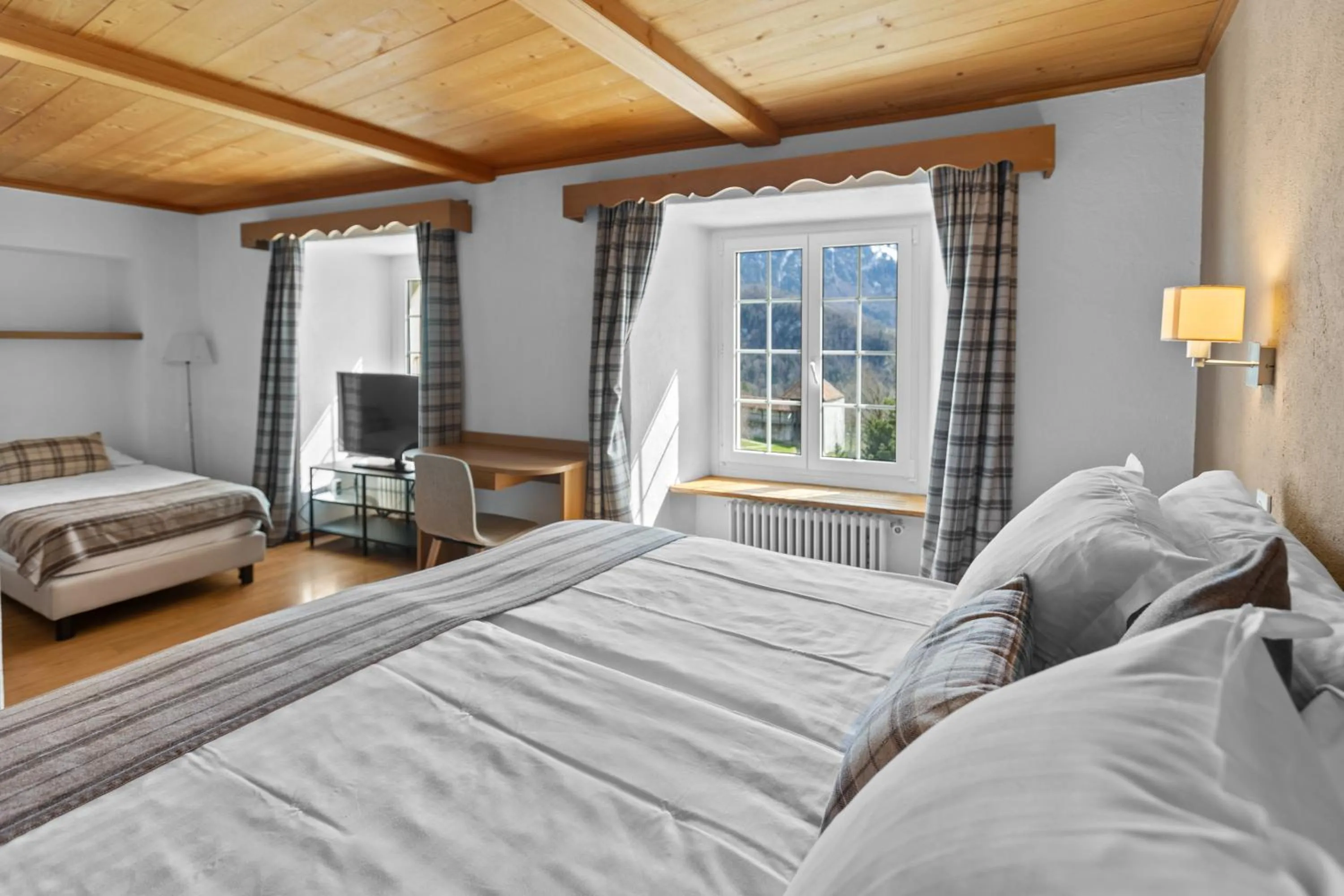 Bedroom, Bed in Le Saint Georges