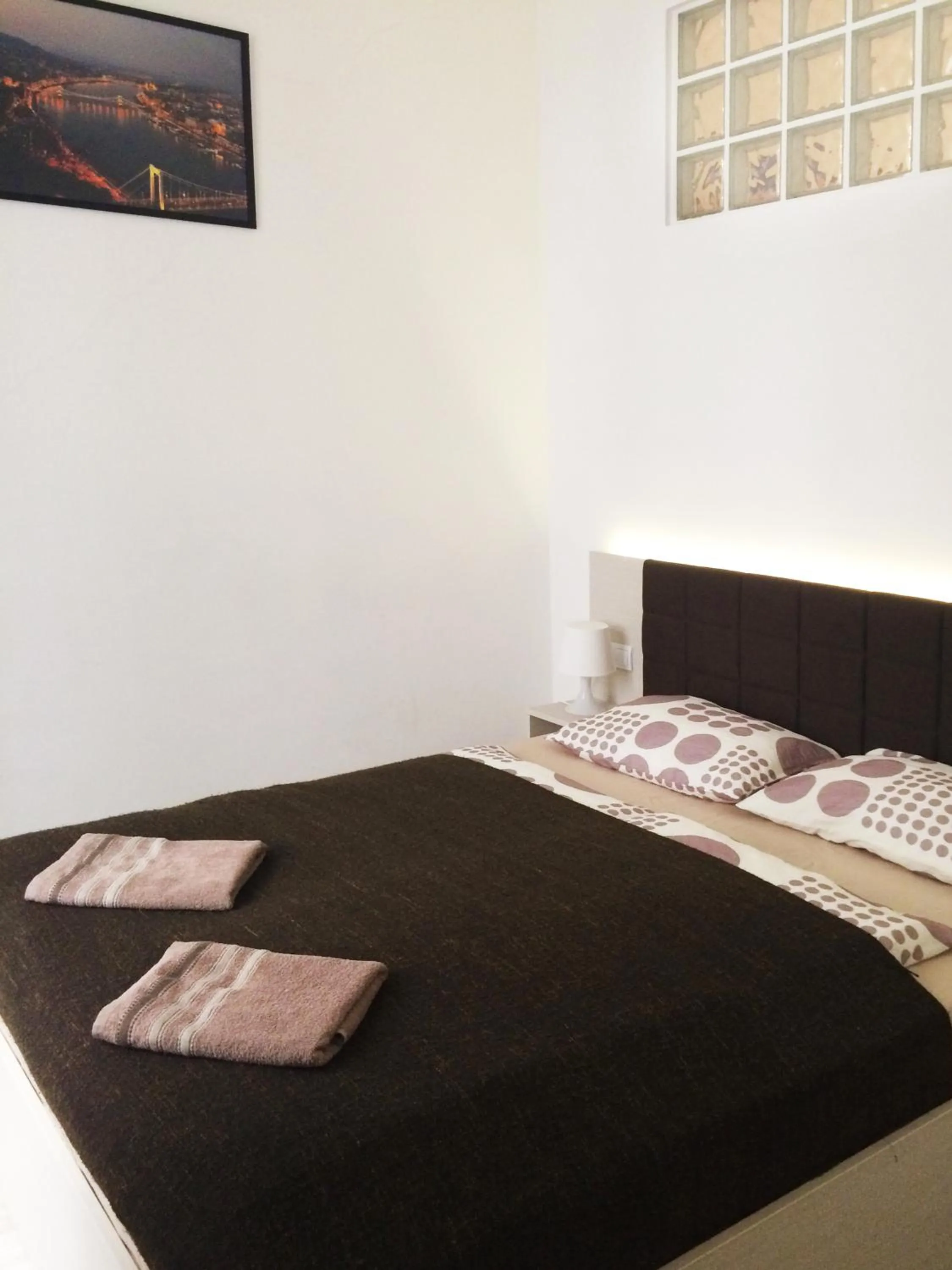 Bed in Zoom-Budapest Apartments