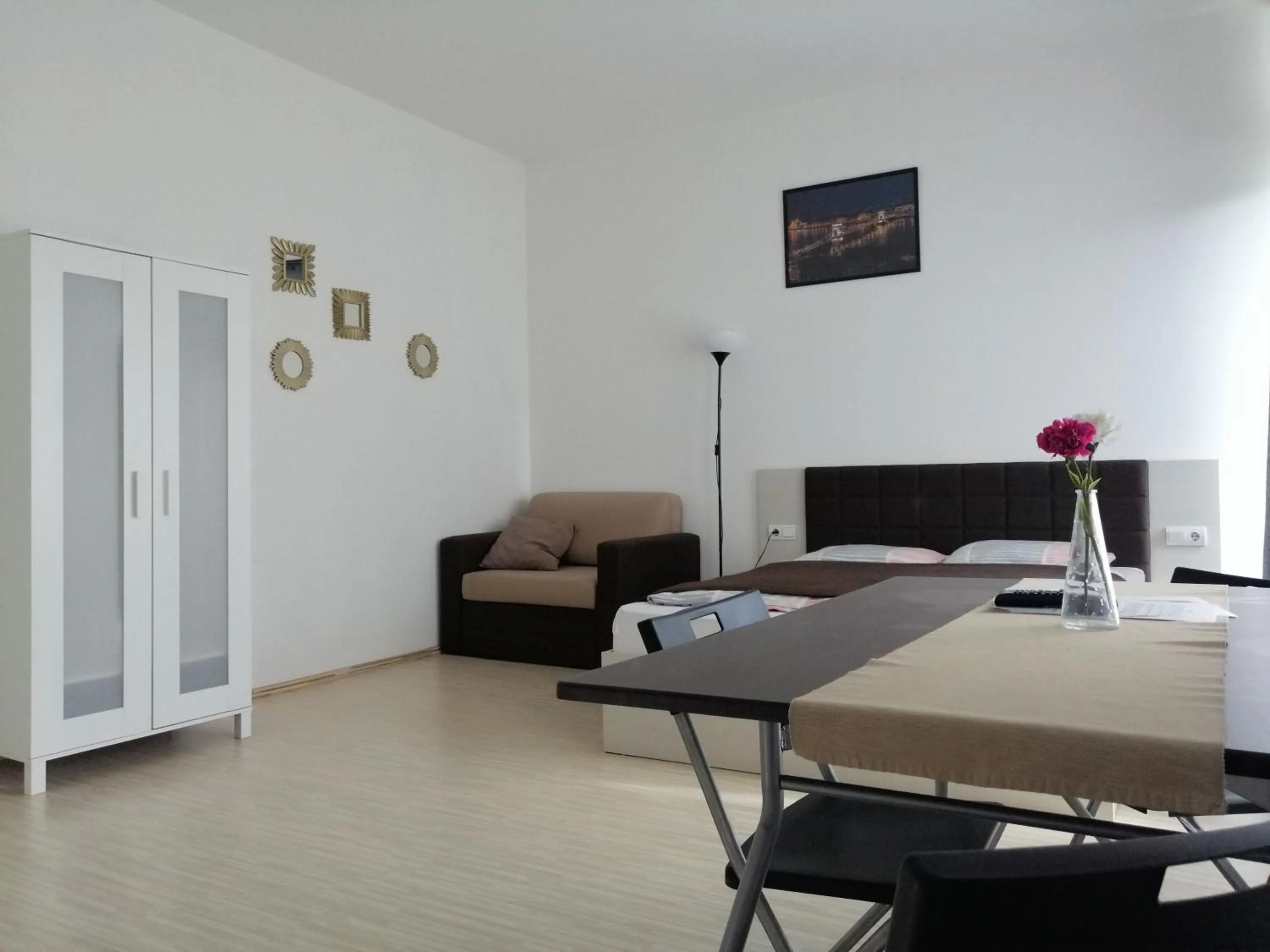 Zoom-Budapest Apartments