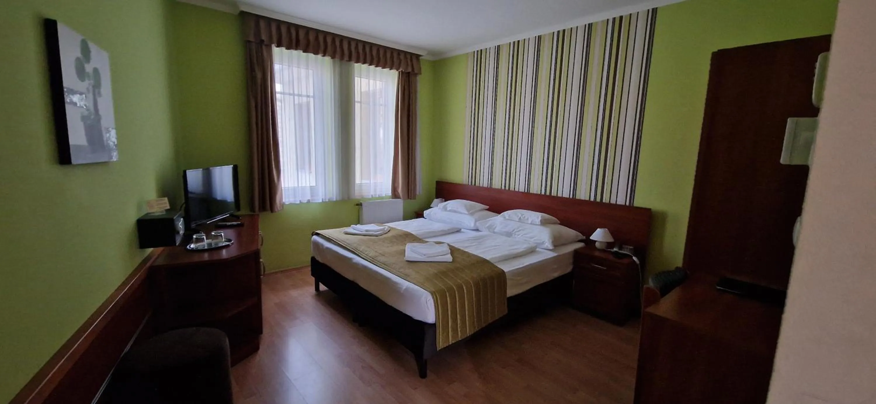 Bed in Hotel Patonai