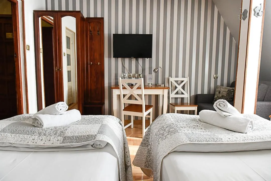 Seating area, Bed in Śnieżka