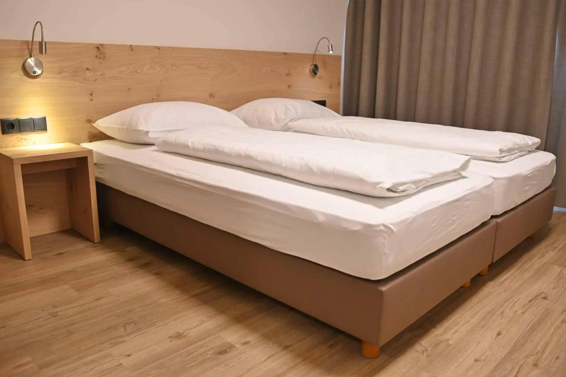 Bedroom, Bed in Hotel Toblacherhof