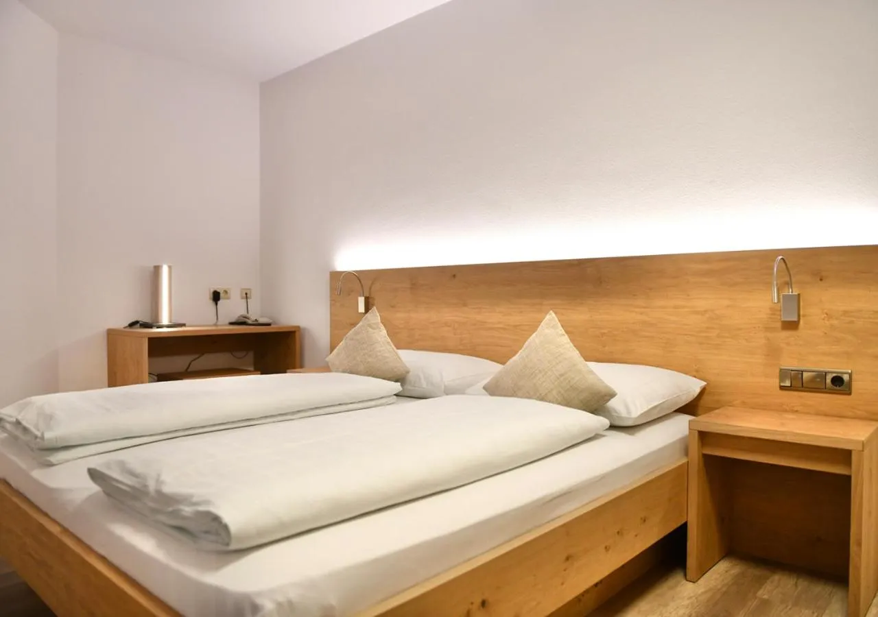 Bed in Hotel Toblacherhof