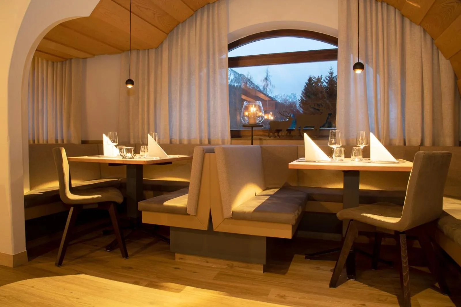 Restaurant/places to eat in Hotel Toblacherhof