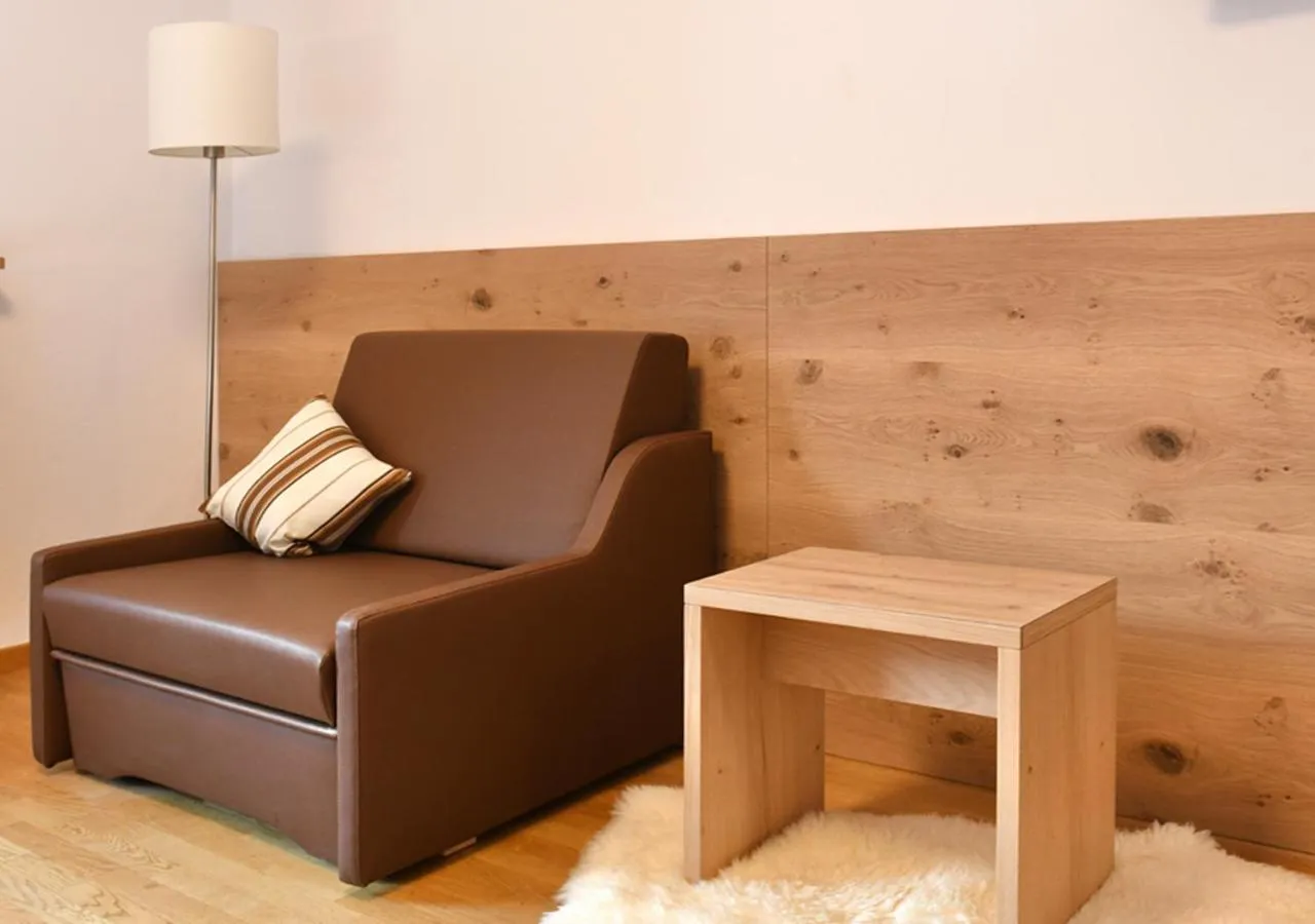 Bed in Hotel Toblacherhof