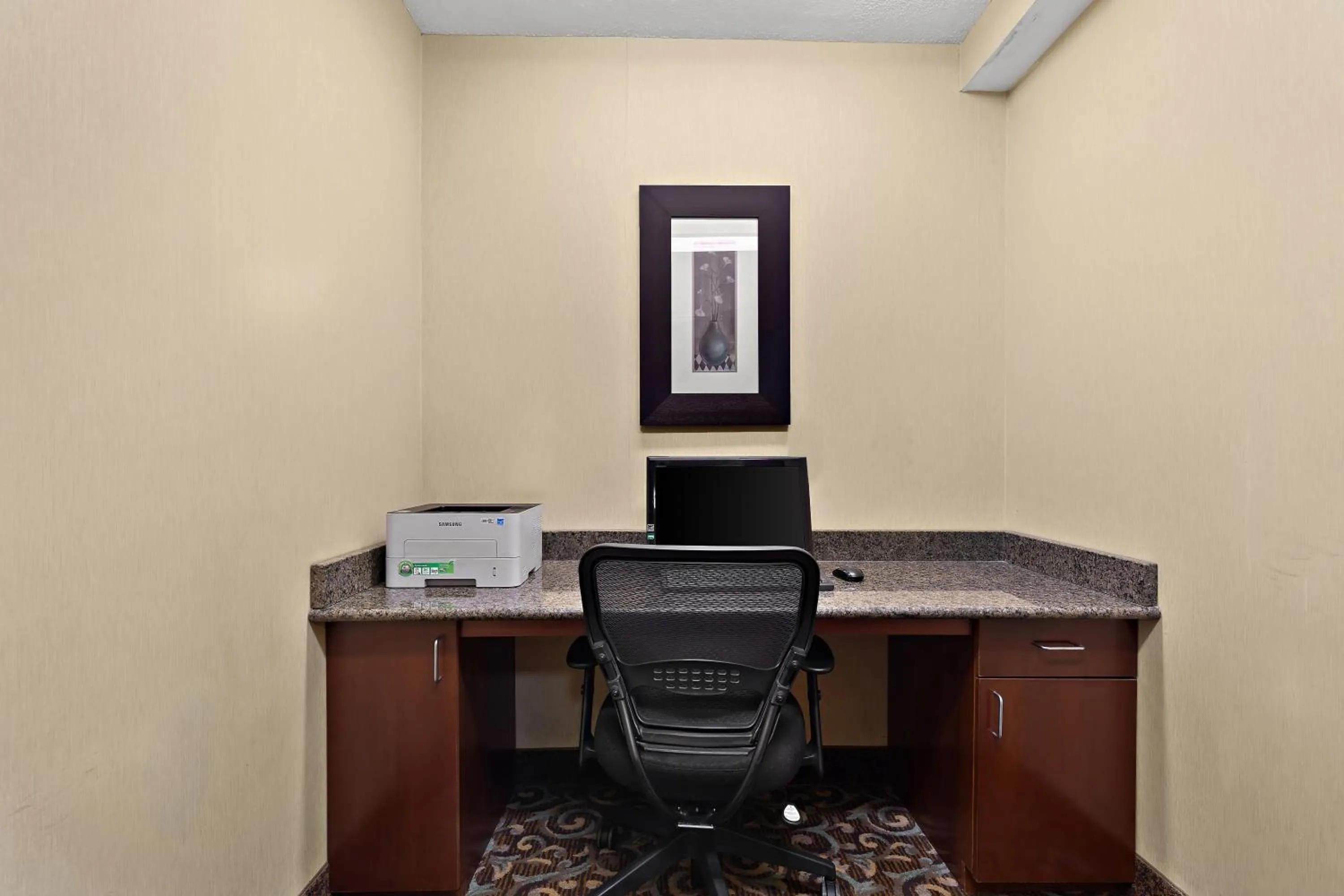 Business facilities in Sleep Inn & Suites near Joint Base Andrews-Washington Area