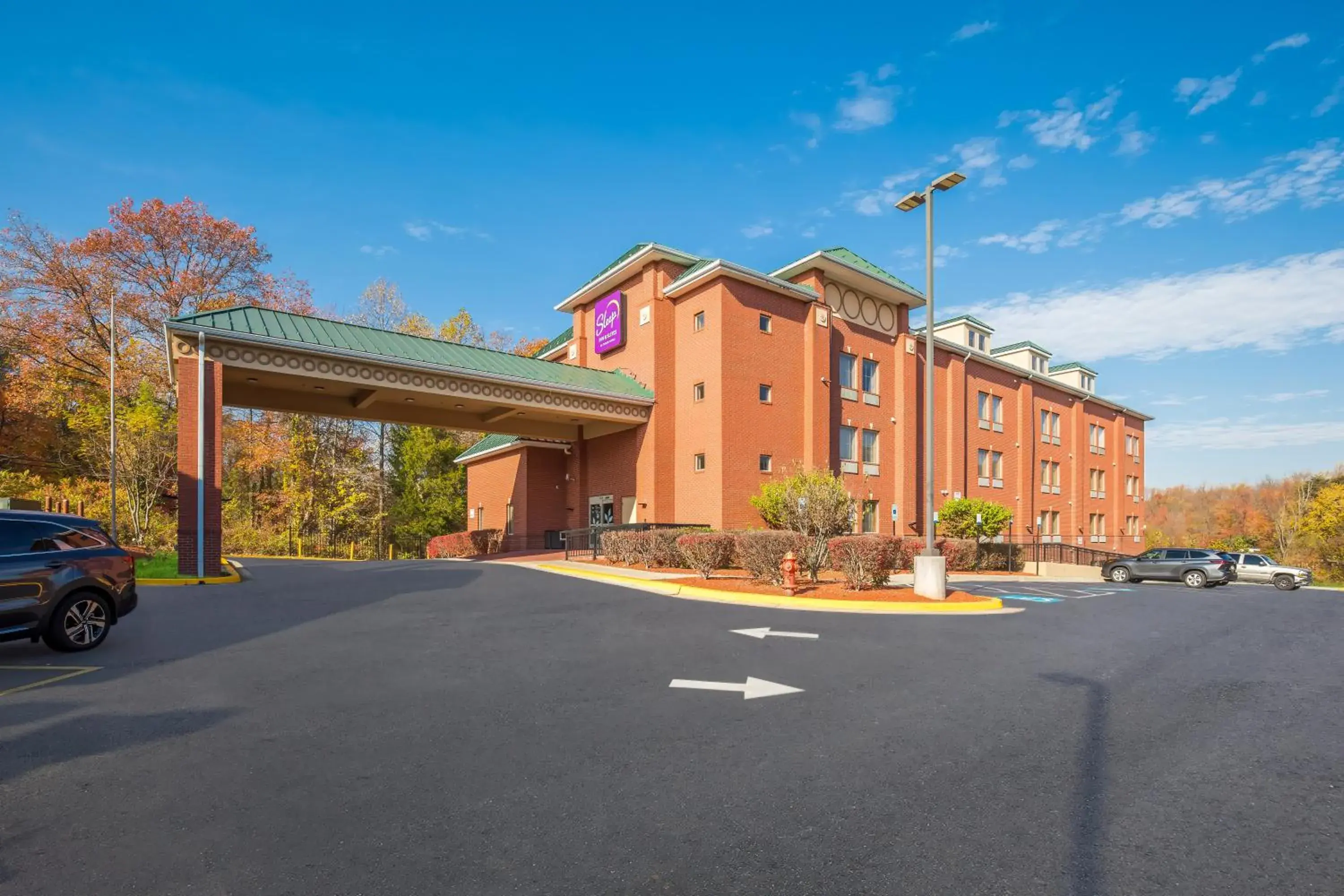 Property building in Sleep Inn & Suites near Joint Base Andrews-Washington Area Property building in Sleep Inn & Suites near Joint Base Andrews-Washington Area