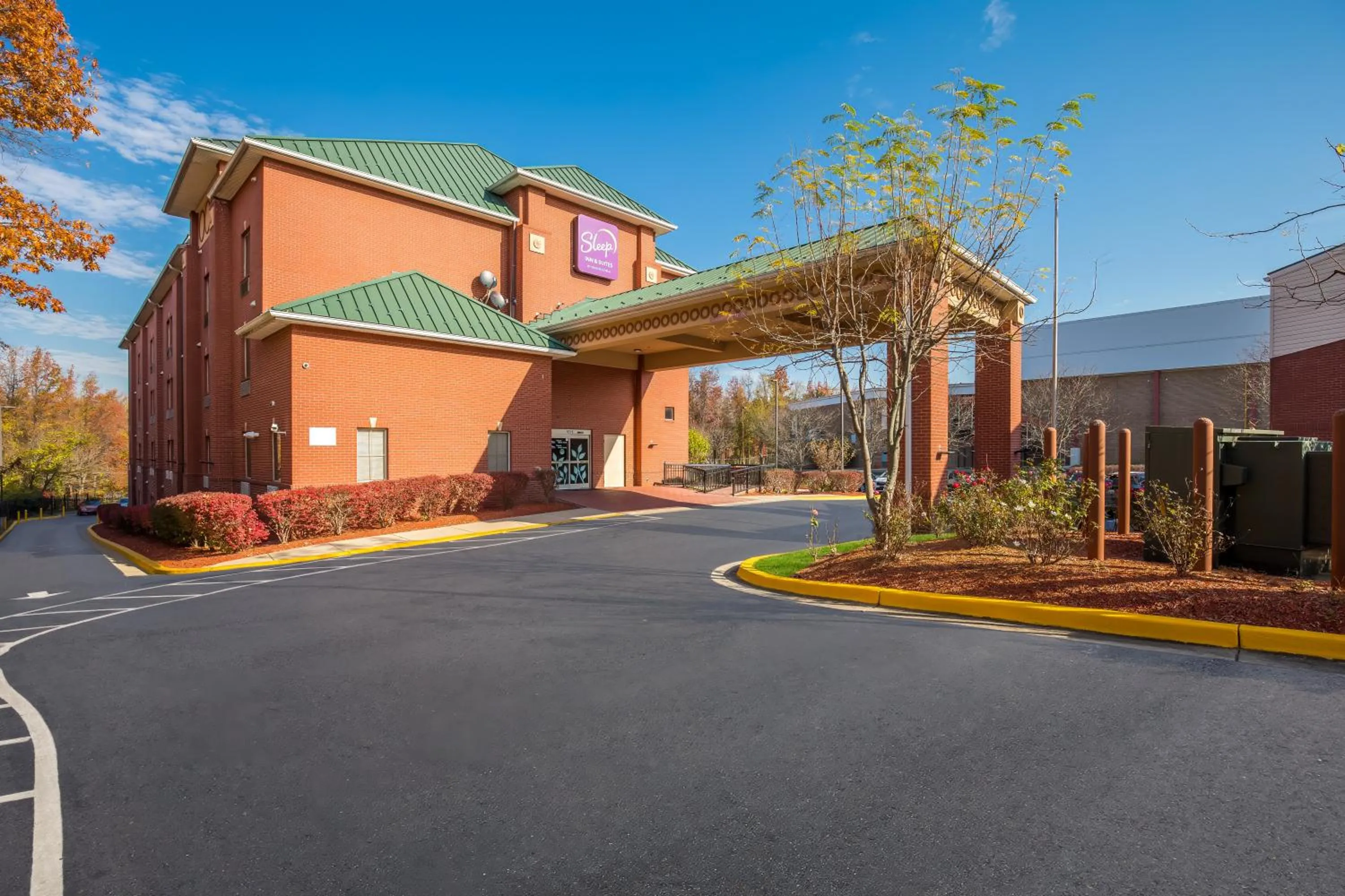 Property building in Sleep Inn &amp; Suites near Joint Base Andrews-Washington Area