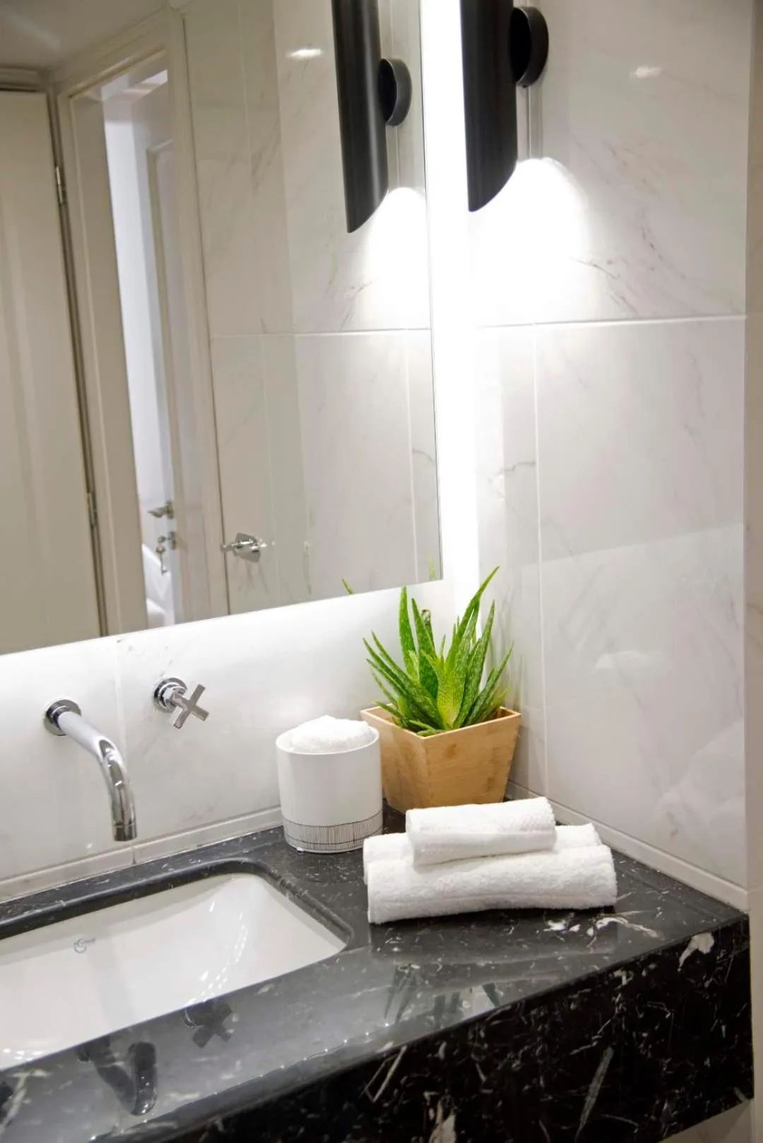 Bathroom in Four Streets Athens - Luxury Suites Apartments in Athens