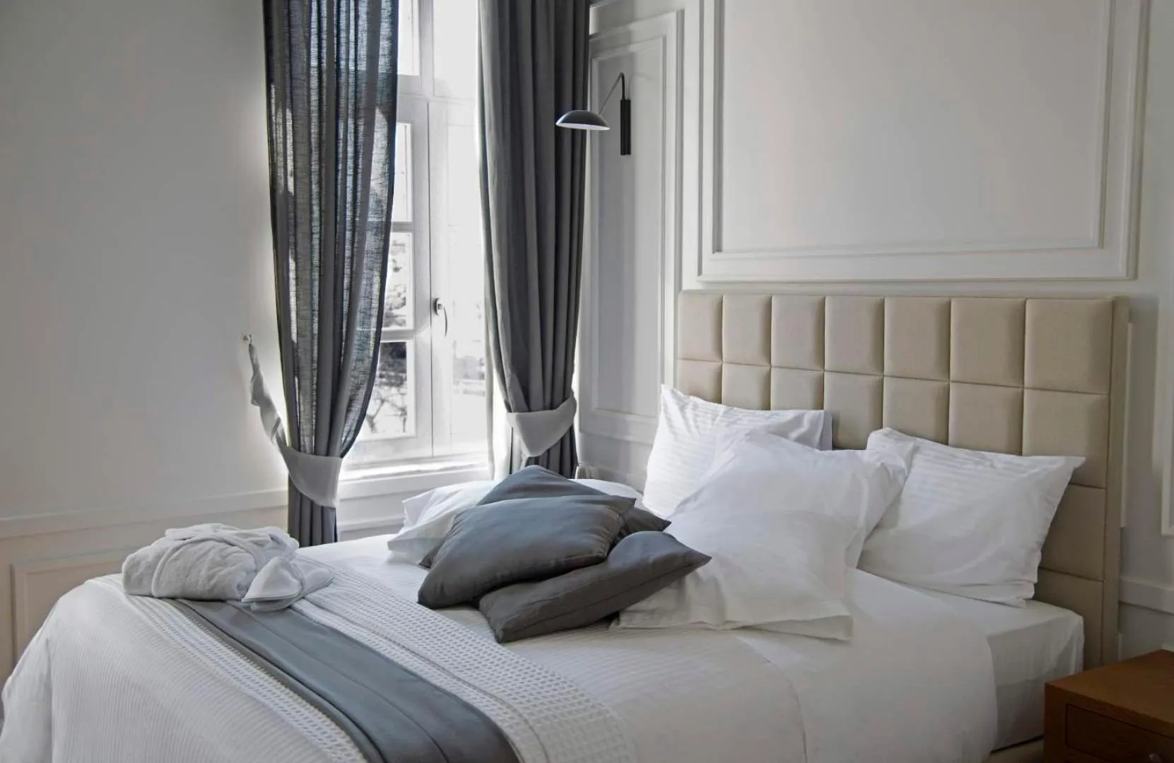Bed in Four Streets Athens - Luxury Suites Apartments in Athens