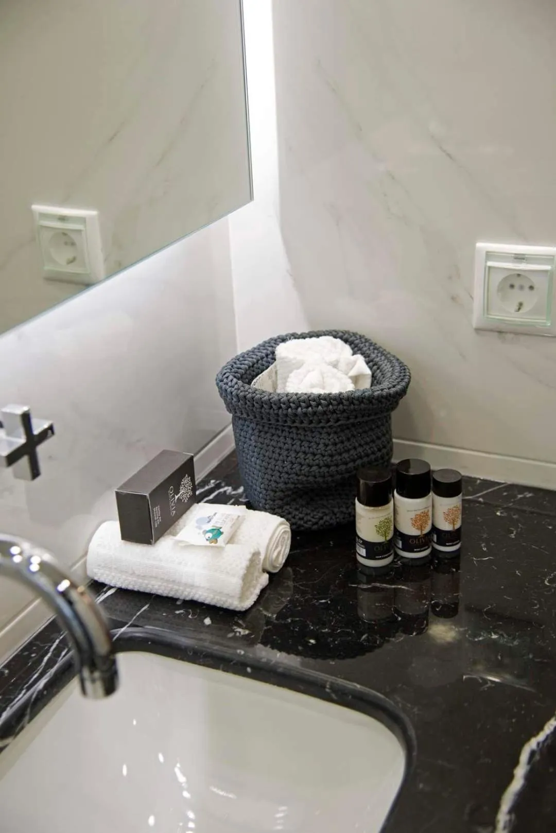 Bathroom in Four Streets Athens - Luxury Suites Apartments in Athens