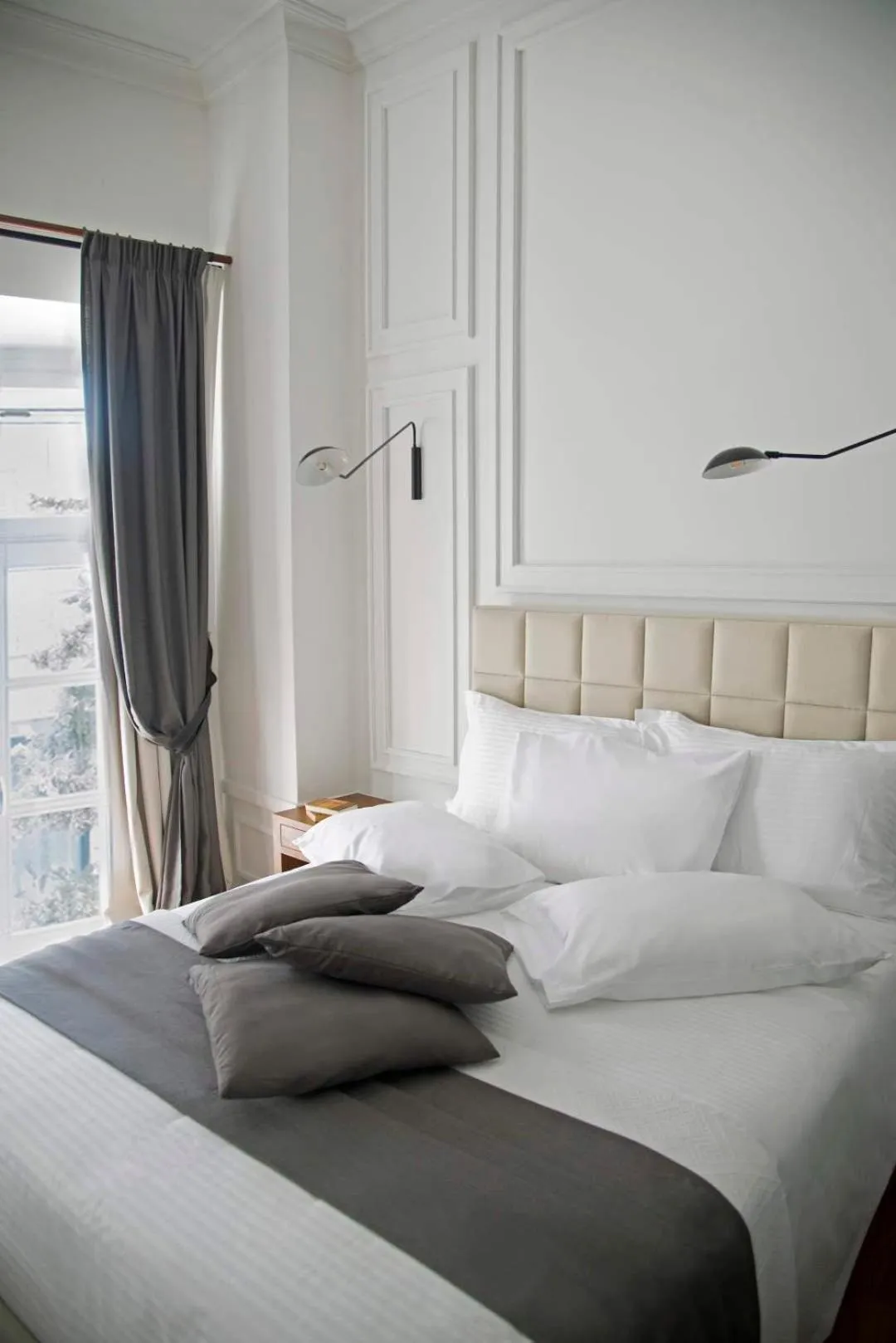 Bed in Four Streets Athens - Luxury Suites Apartments in Athens