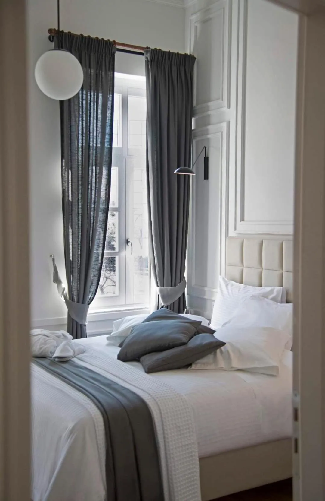Bed in Four Streets Athens - Luxury Suites Apartments in Athens