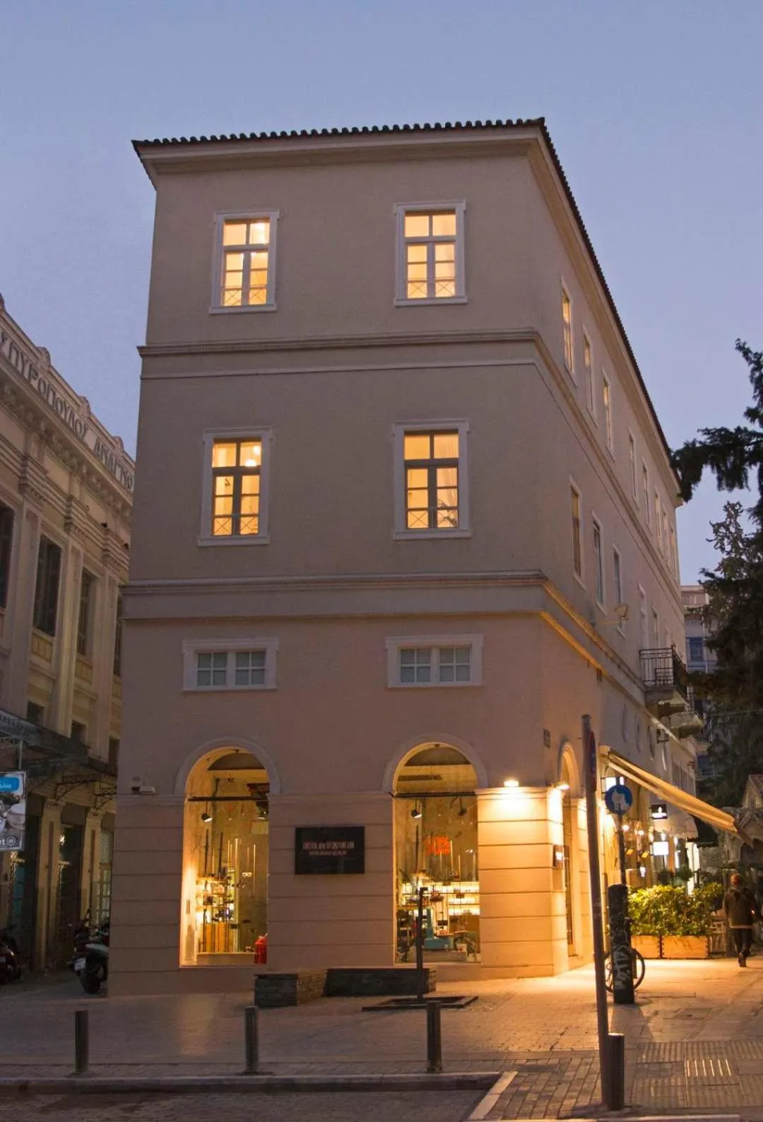 Property building in Four Streets Athens - Luxury Suites Apartments in Athens