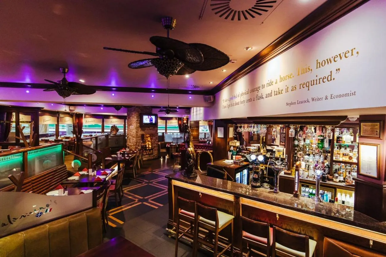 Lounge or bar in Ingliston Country Club Hotel