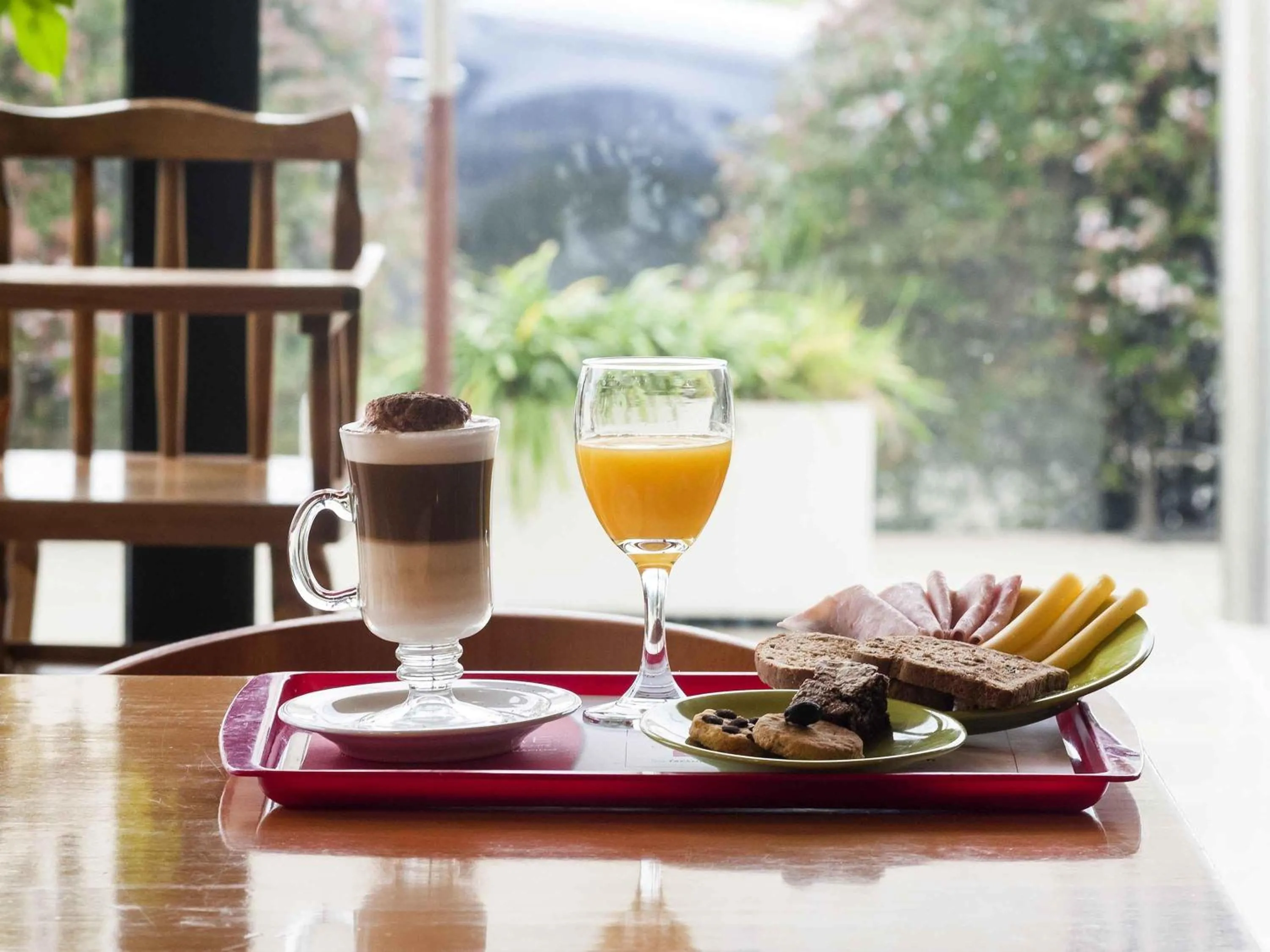 Breakfast in ibis Montevideo Rambla