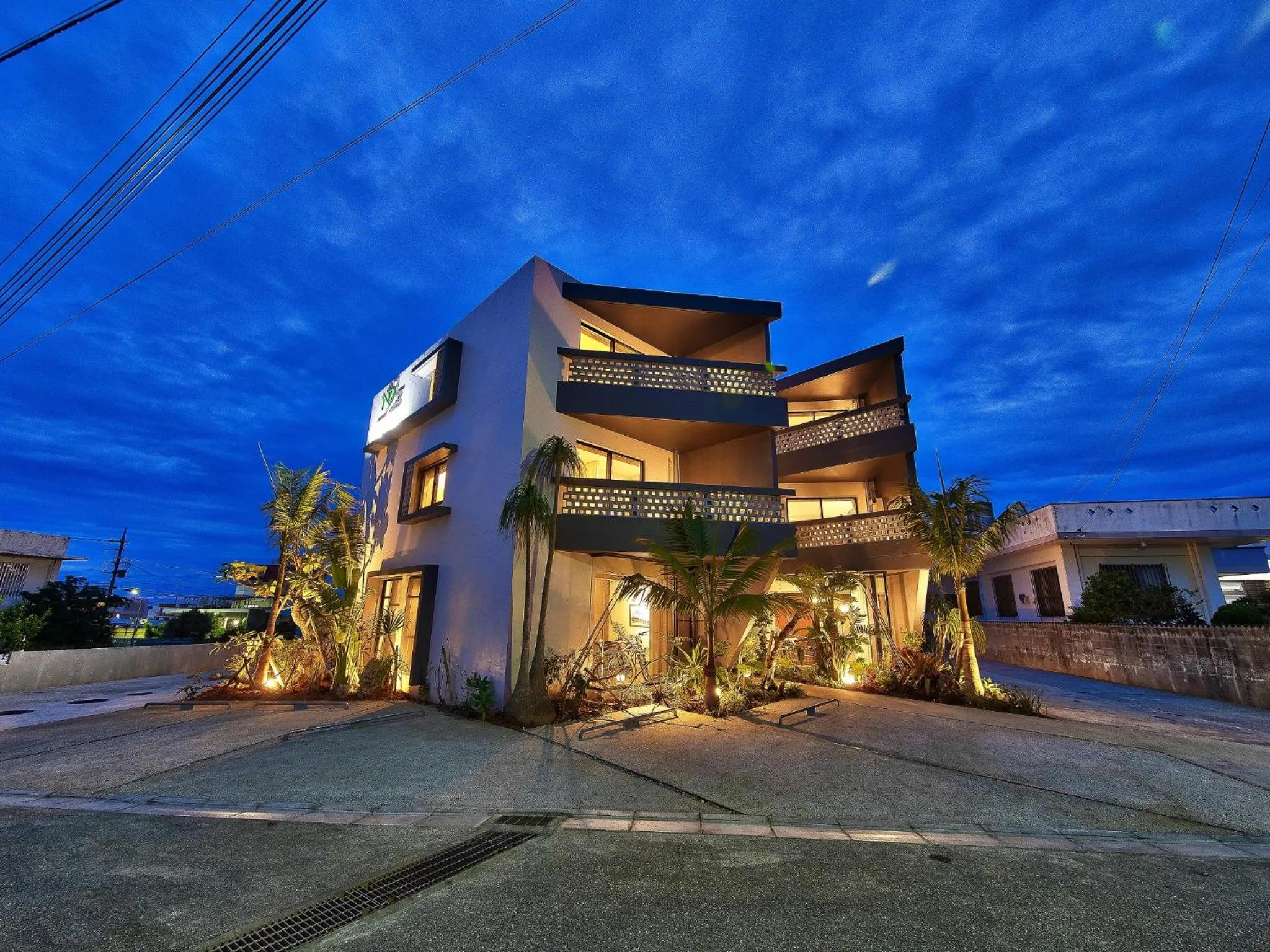 Property building in Yomitan Condhotel ND