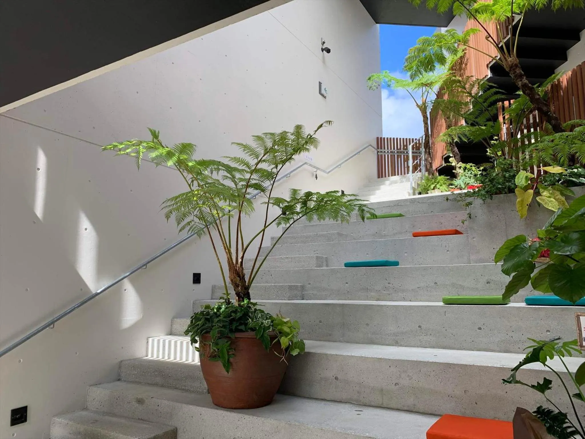 Facade/entrance in Yomitan Condhotel ND