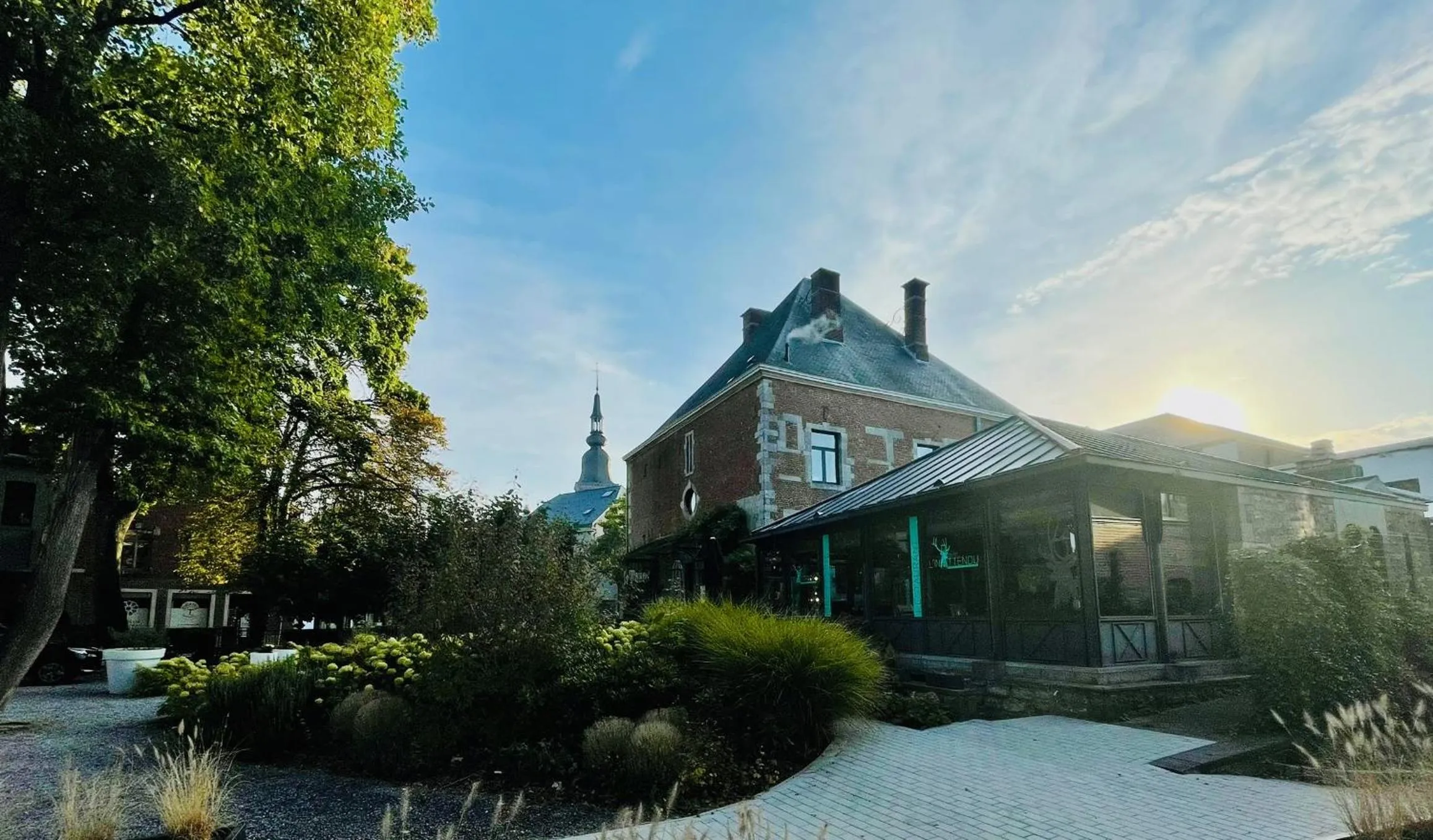 Property building in Hôtel Le Manoir